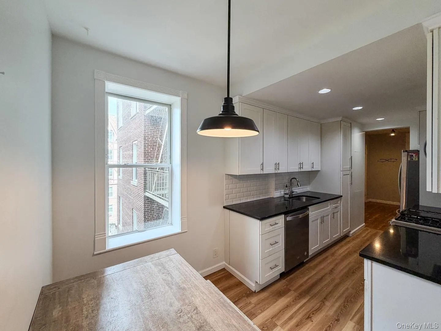 1428 Midland Avenue, Yonkers, NY, 2 Bedrooms Bedrooms, 5 Rooms Rooms,1 BathroomBathrooms,Residential,For Rent,Midland,0,1055300 1428 Midland Avenue, Yonkers, NY, 2 Bedrooms Bedrooms, 5 Rooms Rooms,1 BathroomBathrooms,Residential,For Rent,Midland,0,1055300