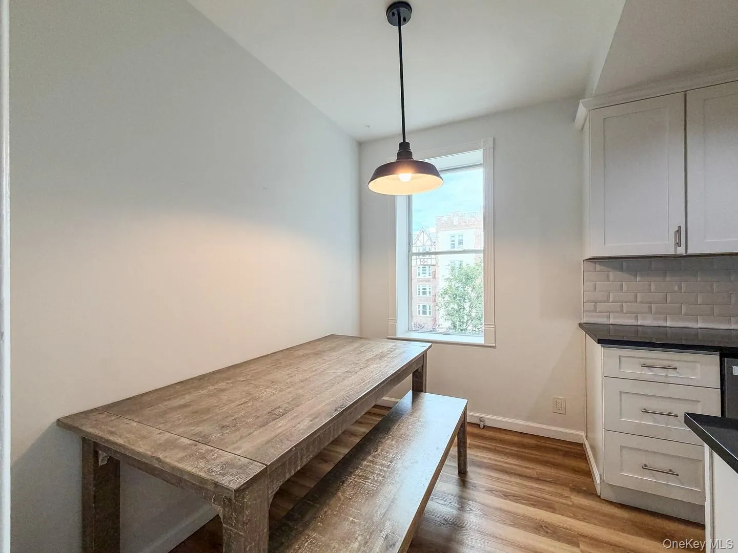1428 Midland Avenue, Yonkers, NY, 2 Bedrooms Bedrooms, 5 Rooms Rooms,1 BathroomBathrooms,Residential,For Rent,Midland,0,1055300 1428 Midland Avenue, Yonkers, NY, 2 Bedrooms Bedrooms, 5 Rooms Rooms,1 BathroomBathrooms,Residential,For Rent,Midland,0,1055300