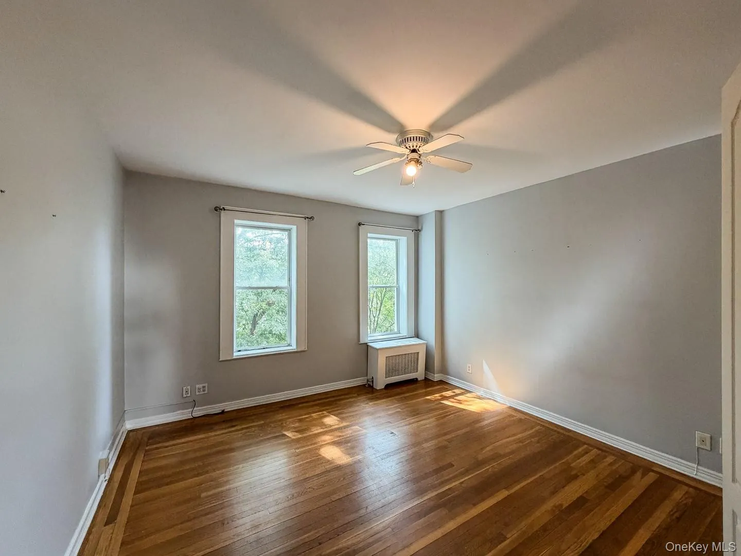 1428 Midland Avenue, Yonkers, NY, 2 Bedrooms Bedrooms, 5 Rooms Rooms,1 BathroomBathrooms,Residential,For Rent,Midland,0,1055300 1428 Midland Avenue, Yonkers, NY, 2 Bedrooms Bedrooms, 5 Rooms Rooms,1 BathroomBathrooms,Residential,For Rent,Midland,0,1055300