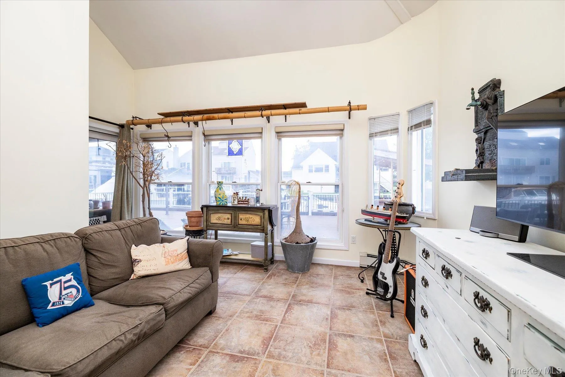 11 2nd Street, Hempstead, NY, 4 Bedrooms Bedrooms, 8 Rooms Rooms,2 BathroomsBathrooms,Residential,For Rent,2nd,0,1055302 11 2nd Street, Hempstead, NY, 4 Bedrooms Bedrooms, 8 Rooms Rooms,2 BathroomsBathrooms,Residential,For Rent,2nd,0,1055302
