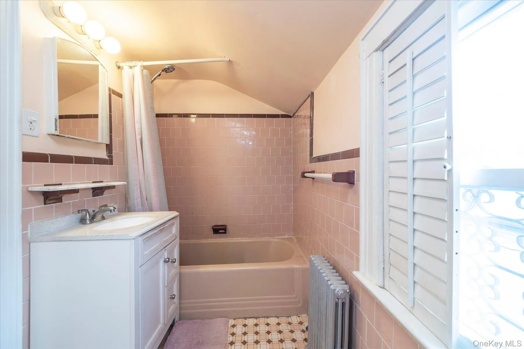 11 2nd Street, Hempstead, NY, 4 Bedrooms Bedrooms, 8 Rooms Rooms,2 BathroomsBathrooms,Residential,For Rent,2nd,0,1055302 11 2nd Street, Hempstead, NY, 4 Bedrooms Bedrooms, 8 Rooms Rooms,2 BathroomsBathrooms,Residential,For Rent,2nd,0,1055302