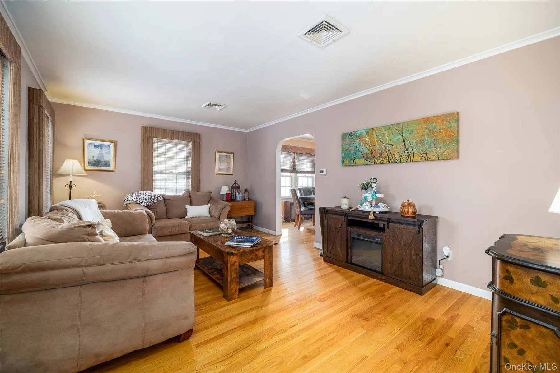 11 2nd Street, Hempstead, NY, 4 Bedrooms Bedrooms, 8 Rooms Rooms,2 BathroomsBathrooms,Residential,For Rent,2nd,0,1055302 11 2nd Street, Hempstead, NY, 4 Bedrooms Bedrooms, 8 Rooms Rooms,2 BathroomsBathrooms,Residential,For Rent,2nd,0,1055302