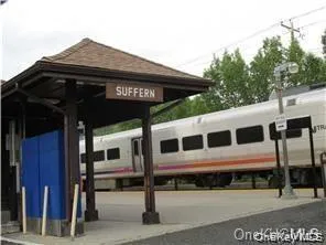 Close proximity to Train station & Bus stop Close proximity to Train station & Bus stop