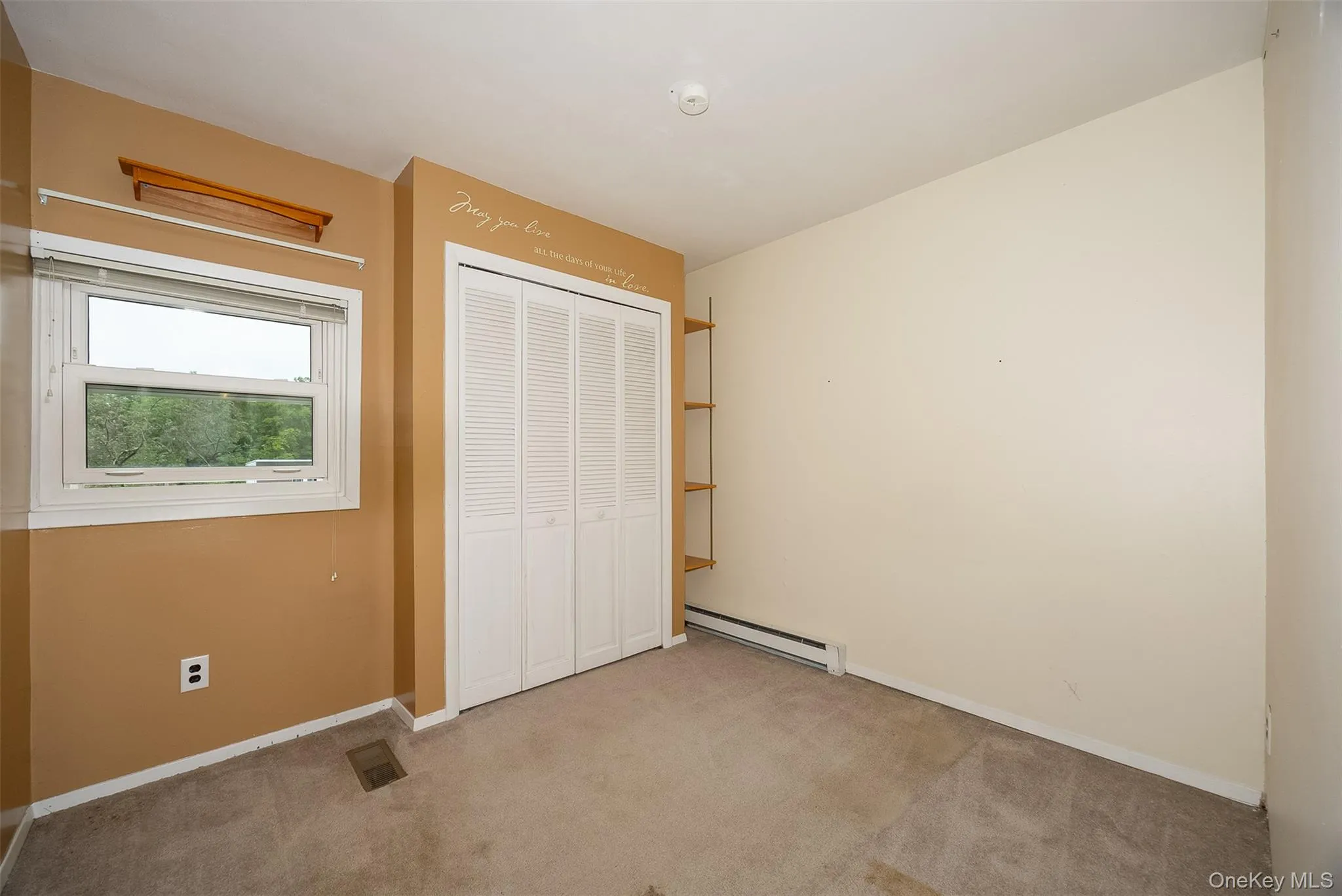 8 Boxwood Court, Hyde Park, NY, 3 Bedrooms Bedrooms, 6 Rooms Rooms,1 BathroomBathrooms,Residential,For Rent,Boxwood,0,1055305 8 Boxwood Court, Hyde Park, NY, 3 Bedrooms Bedrooms, 6 Rooms Rooms,1 BathroomBathrooms,Residential,For Rent,Boxwood,0,1055305