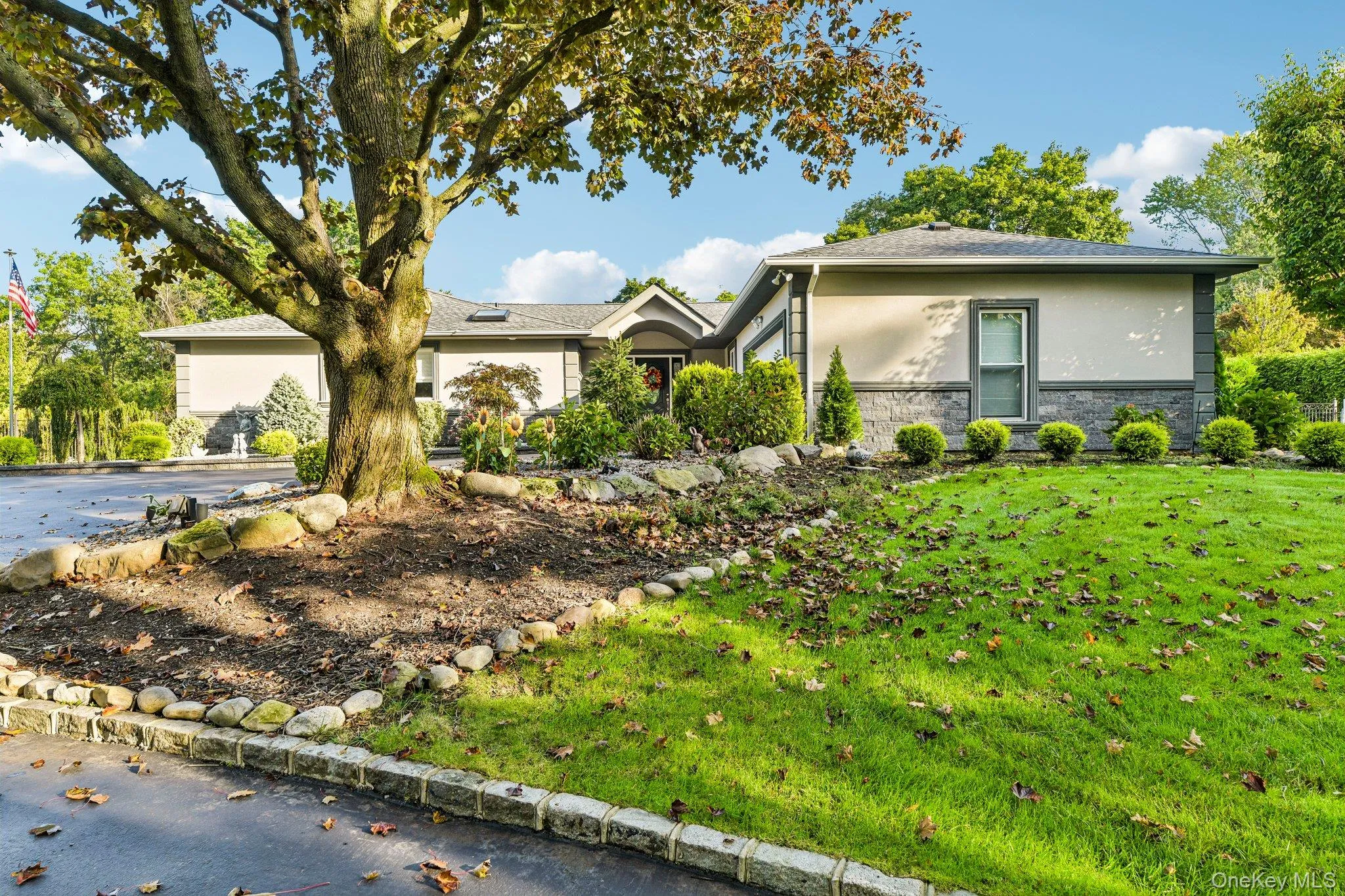 5 Corwin Court, Huntington, NY, 3 Bedrooms Bedrooms, 8 Rooms Rooms,2 BathroomsBathrooms,Residential,For Rent,Corwin,0,1055308 5 Corwin Court, Huntington, NY, 3 Bedrooms Bedrooms, 8 Rooms Rooms,2 BathroomsBathrooms,Residential,For Rent,Corwin,0,1055308