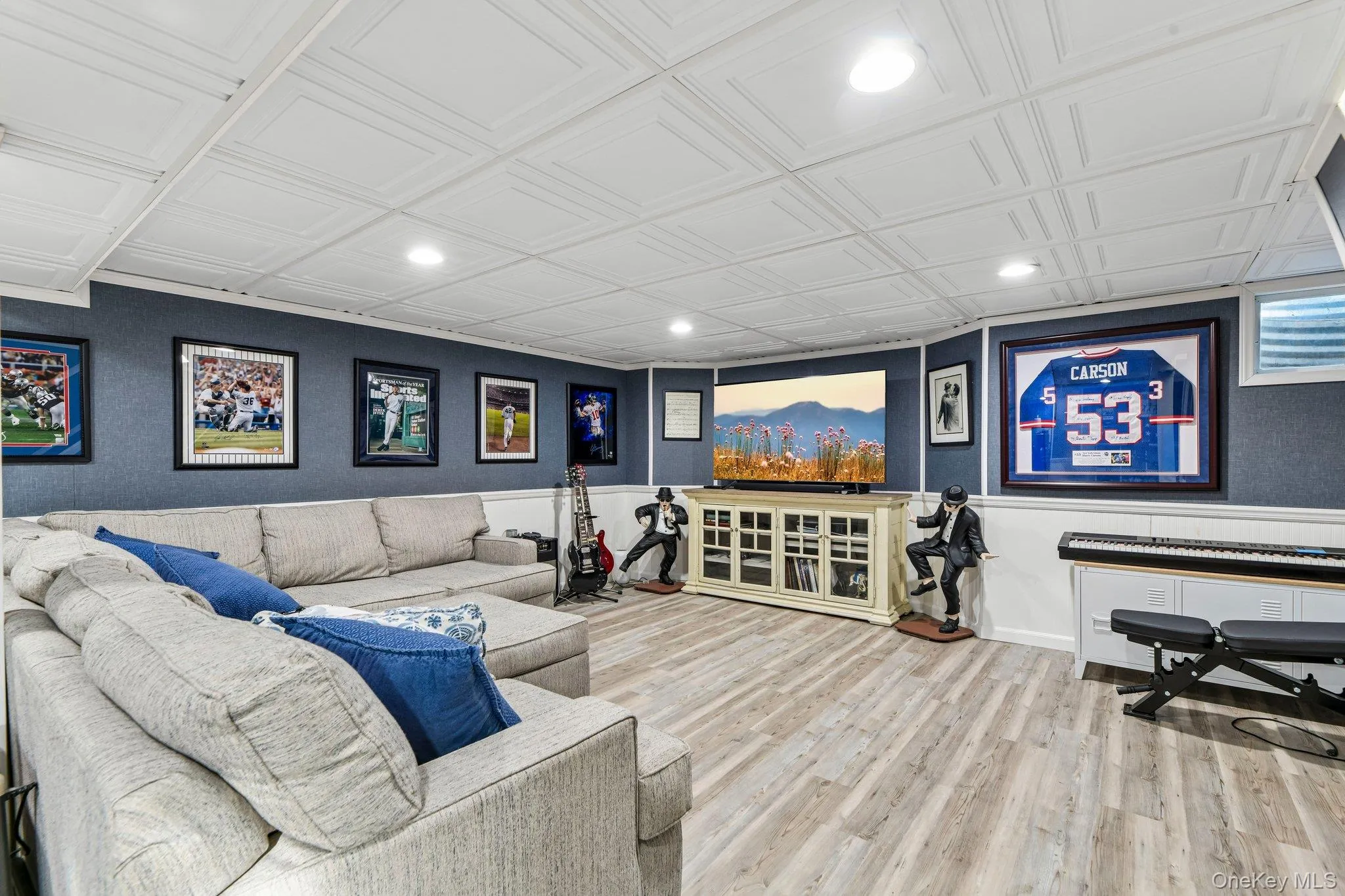 Finished basement - TV room Finished basement - TV room