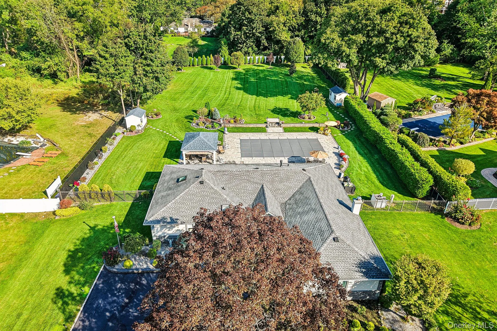 5 Corwin Court, Huntington, NY, 3 Bedrooms Bedrooms, 8 Rooms Rooms,2 BathroomsBathrooms,Residential,For Rent,Corwin,0,1055308 5 Corwin Court, Huntington, NY, 3 Bedrooms Bedrooms, 8 Rooms Rooms,2 BathroomsBathrooms,Residential,For Rent,Corwin,0,1055308