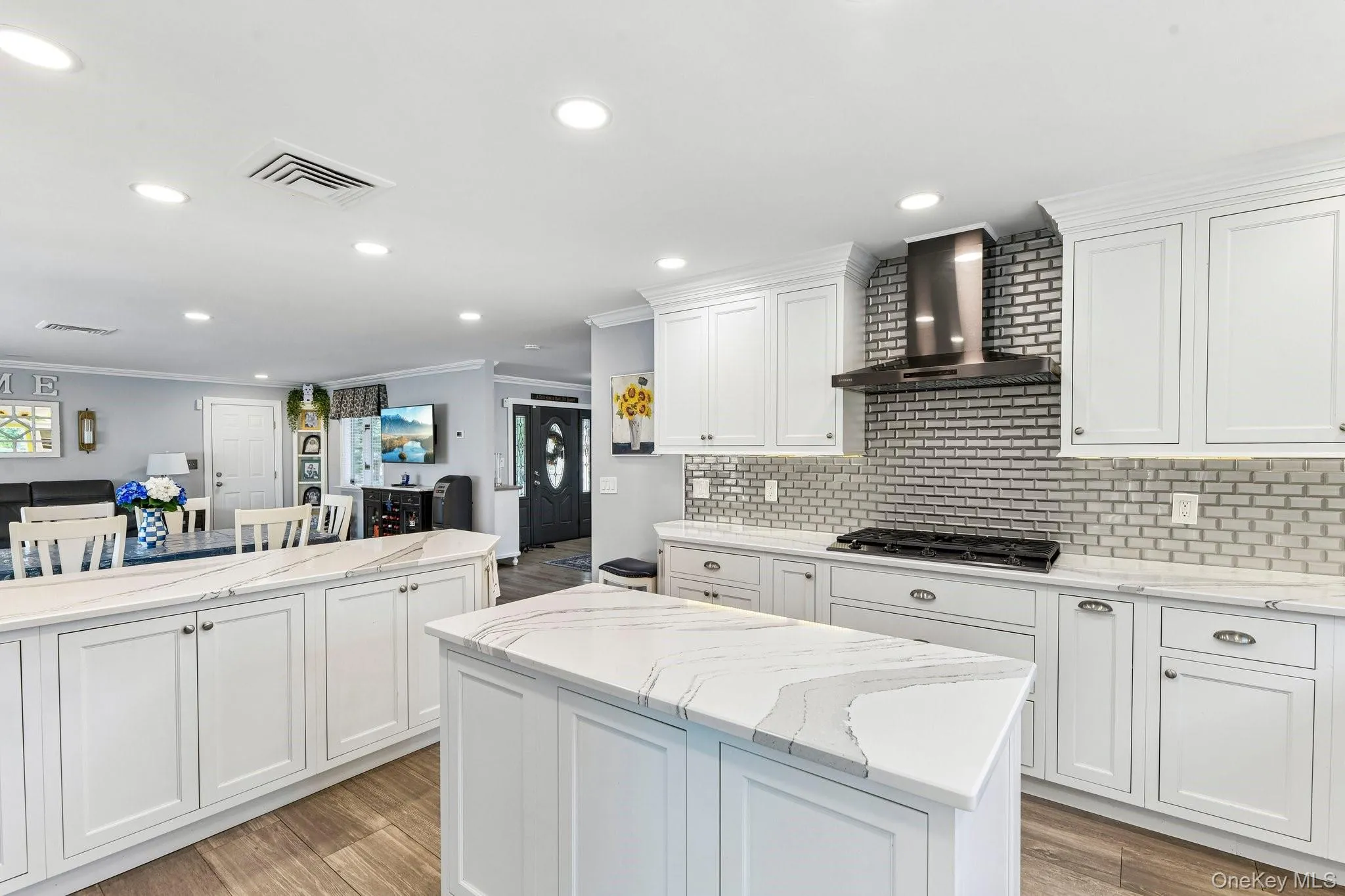 5 Corwin Court, Huntington, NY, 3 Bedrooms Bedrooms, 8 Rooms Rooms,2 BathroomsBathrooms,Residential,For Rent,Corwin,0,1055308 5 Corwin Court, Huntington, NY, 3 Bedrooms Bedrooms, 8 Rooms Rooms,2 BathroomsBathrooms,Residential,For Rent,Corwin,0,1055308