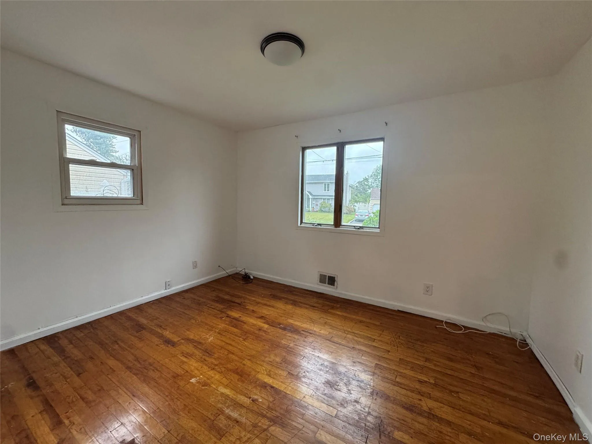 12 Chapel Place, Babylon, NY, 1 Bedroom Bedrooms, 2 Room Rooms,1 BathroomBathrooms,Residential Lease,For Rent,Chapel,0,1055315 12 Chapel Place, Babylon, NY, 1 Bedroom Bedrooms, 2 Room Rooms,1 BathroomBathrooms,Residential Lease,For Rent,Chapel,0,1055315