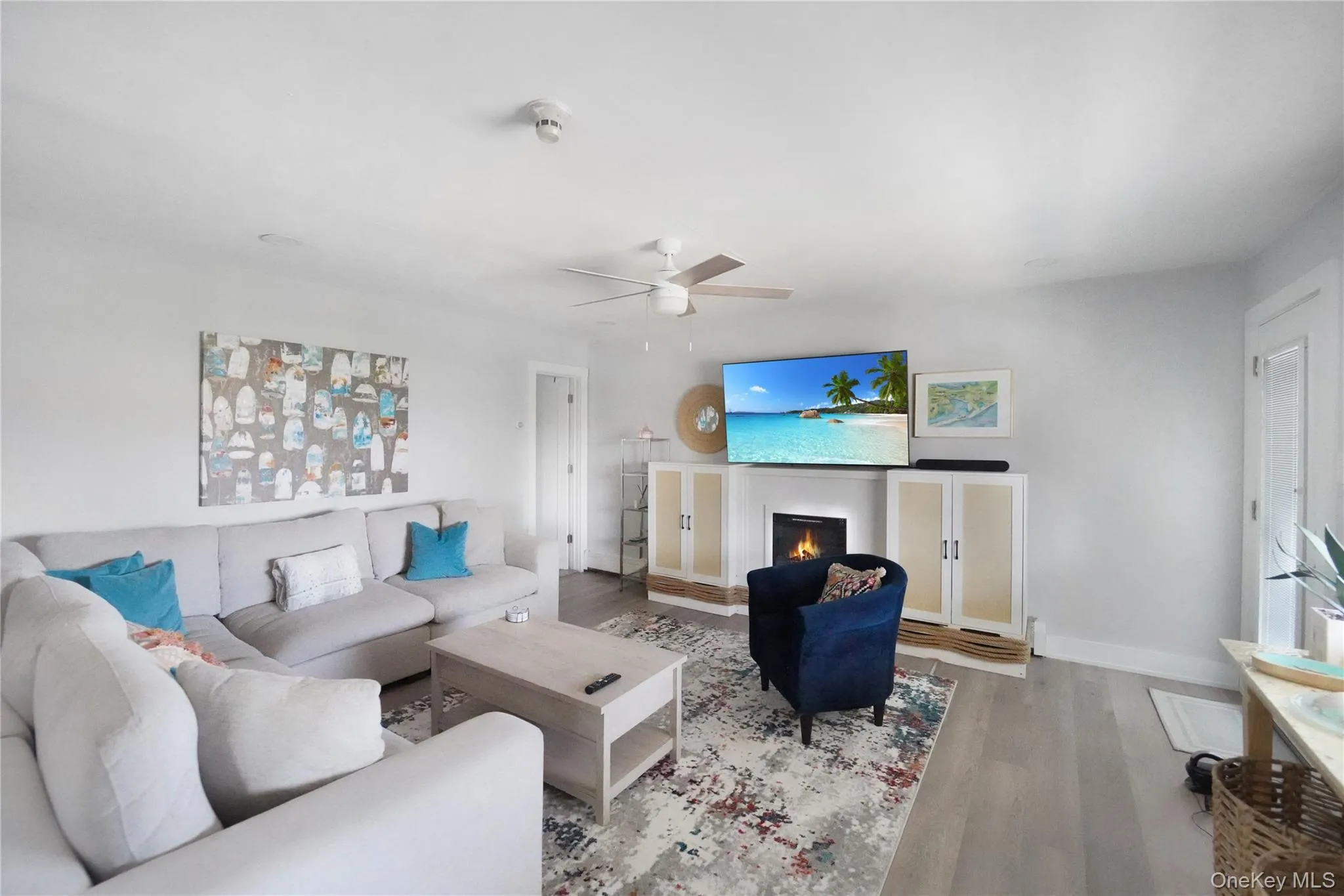 62 Canoe Place Road, Southampton, NY, 1 Bedroom Bedrooms, 5 Rooms Rooms,2 BathroomsBathrooms,Residential,For Rent,Canoe Place,0,1055317 62 Canoe Place Road, Southampton, NY, 1 Bedroom Bedrooms, 5 Rooms Rooms,2 BathroomsBathrooms,Residential,For Rent,Canoe Place,0,1055317