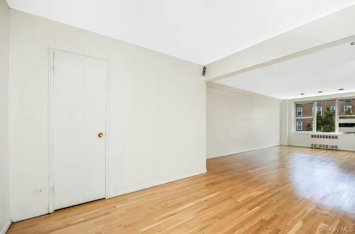 18-40 211th Street, New York, NY, 2 Bedrooms Bedrooms, 5 Rooms Rooms,1 BathroomBathrooms,Residential,For Rent,211th,0,1055321 18-40 211th Street, New York, NY, 2 Bedrooms Bedrooms, 5 Rooms Rooms,1 BathroomBathrooms,Residential,For Rent,211th,0,1055321