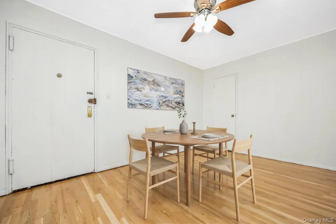 18-40 211th Street, New York, NY, 2 Bedrooms Bedrooms, 5 Rooms Rooms,1 BathroomBathrooms,Residential,For Rent,211th,0,1055321 18-40 211th Street, New York, NY, 2 Bedrooms Bedrooms, 5 Rooms Rooms,1 BathroomBathrooms,Residential,For Rent,211th,0,1055321