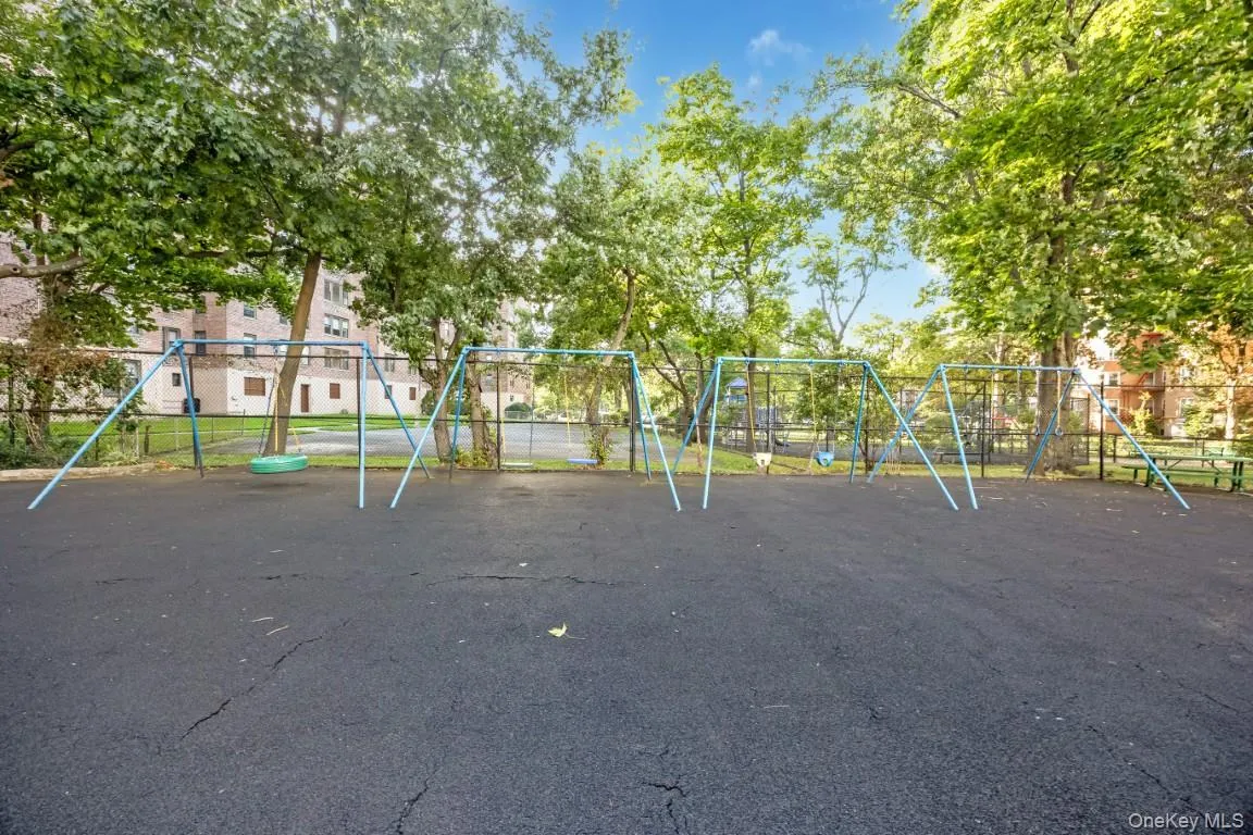 18-40 211th Street, New York, NY, 2 Bedrooms Bedrooms, 5 Rooms Rooms,1 BathroomBathrooms,Residential,For Rent,211th,0,1055321 18-40 211th Street, New York, NY, 2 Bedrooms Bedrooms, 5 Rooms Rooms,1 BathroomBathrooms,Residential,For Rent,211th,0,1055321
