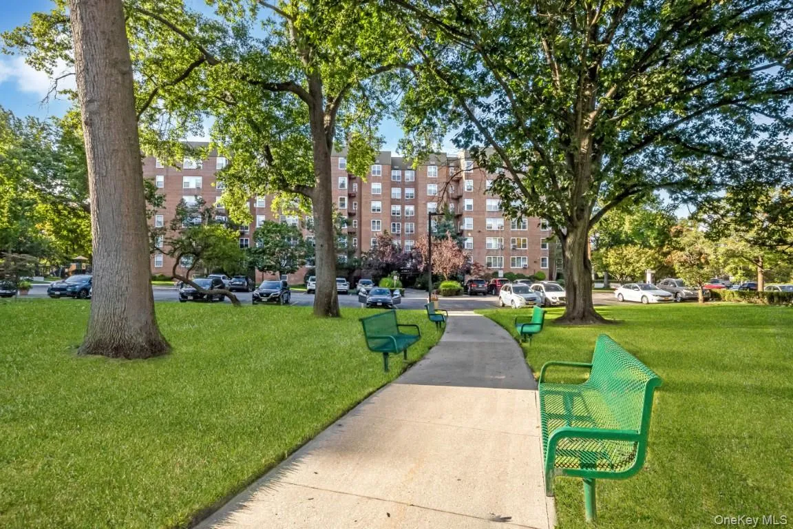 18-40 211th Street, New York, NY, 2 Bedrooms Bedrooms, 5 Rooms Rooms,1 BathroomBathrooms,Residential,For Rent,211th,0,1055321 18-40 211th Street, New York, NY, 2 Bedrooms Bedrooms, 5 Rooms Rooms,1 BathroomBathrooms,Residential,For Rent,211th,0,1055321