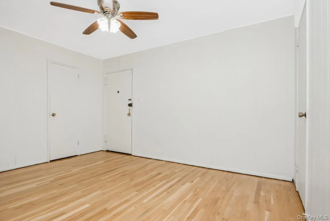 18-40 211th Street, New York, NY, 2 Bedrooms Bedrooms, 5 Rooms Rooms,1 BathroomBathrooms,Residential,For Rent,211th,0,1055321 18-40 211th Street, New York, NY, 2 Bedrooms Bedrooms, 5 Rooms Rooms,1 BathroomBathrooms,Residential,For Rent,211th,0,1055321