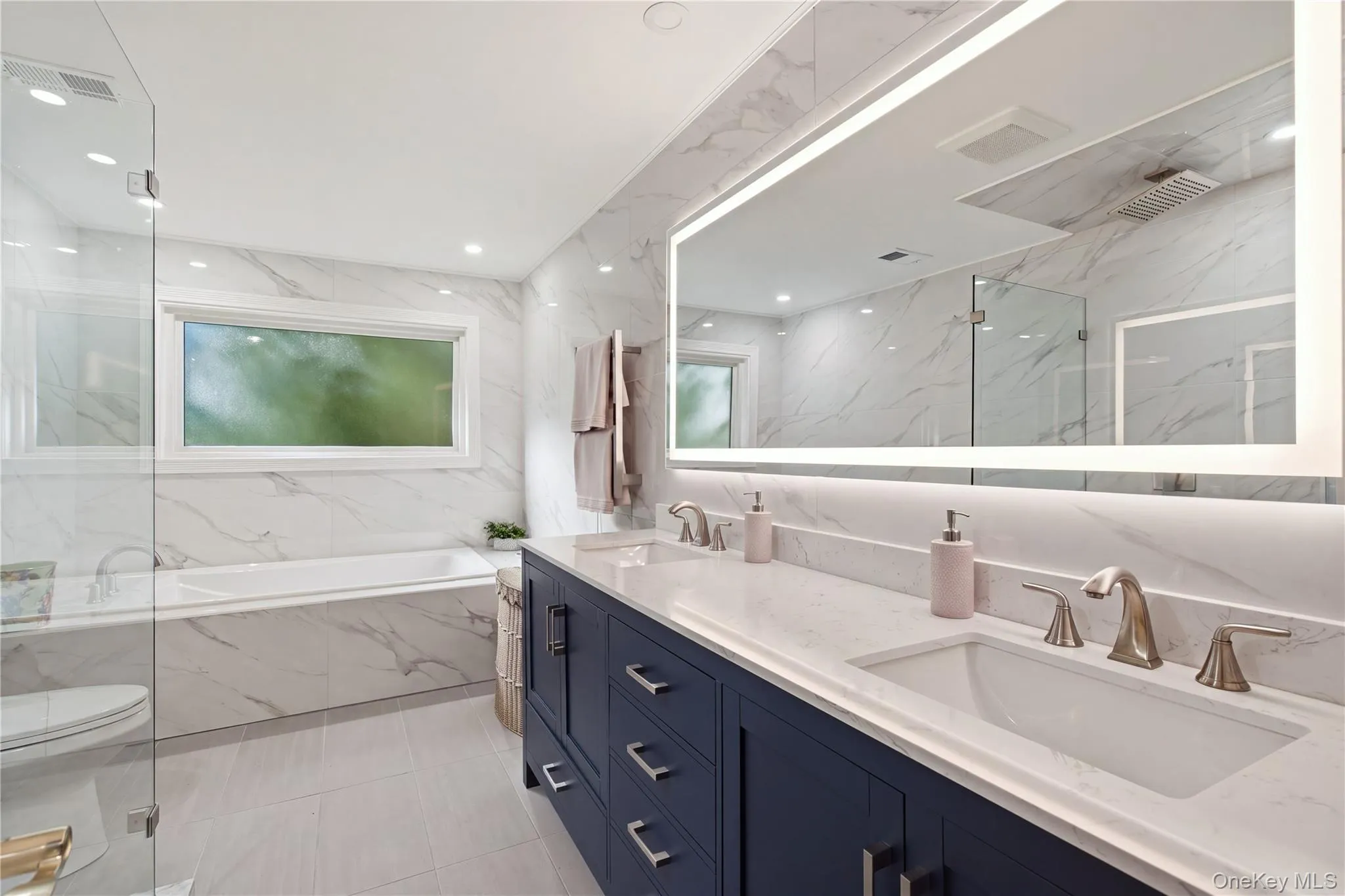 14 Sherwood Gate, Oyster Bay, NY, 5 Bedrooms Bedrooms, 11 Rooms Rooms,4 BathroomsBathrooms,Residential,For Rent,Sherwood Gate,0,1055322 14 Sherwood Gate, Oyster Bay, NY, 5 Bedrooms Bedrooms, 11 Rooms Rooms,4 BathroomsBathrooms,Residential,For Rent,Sherwood Gate,0,1055322