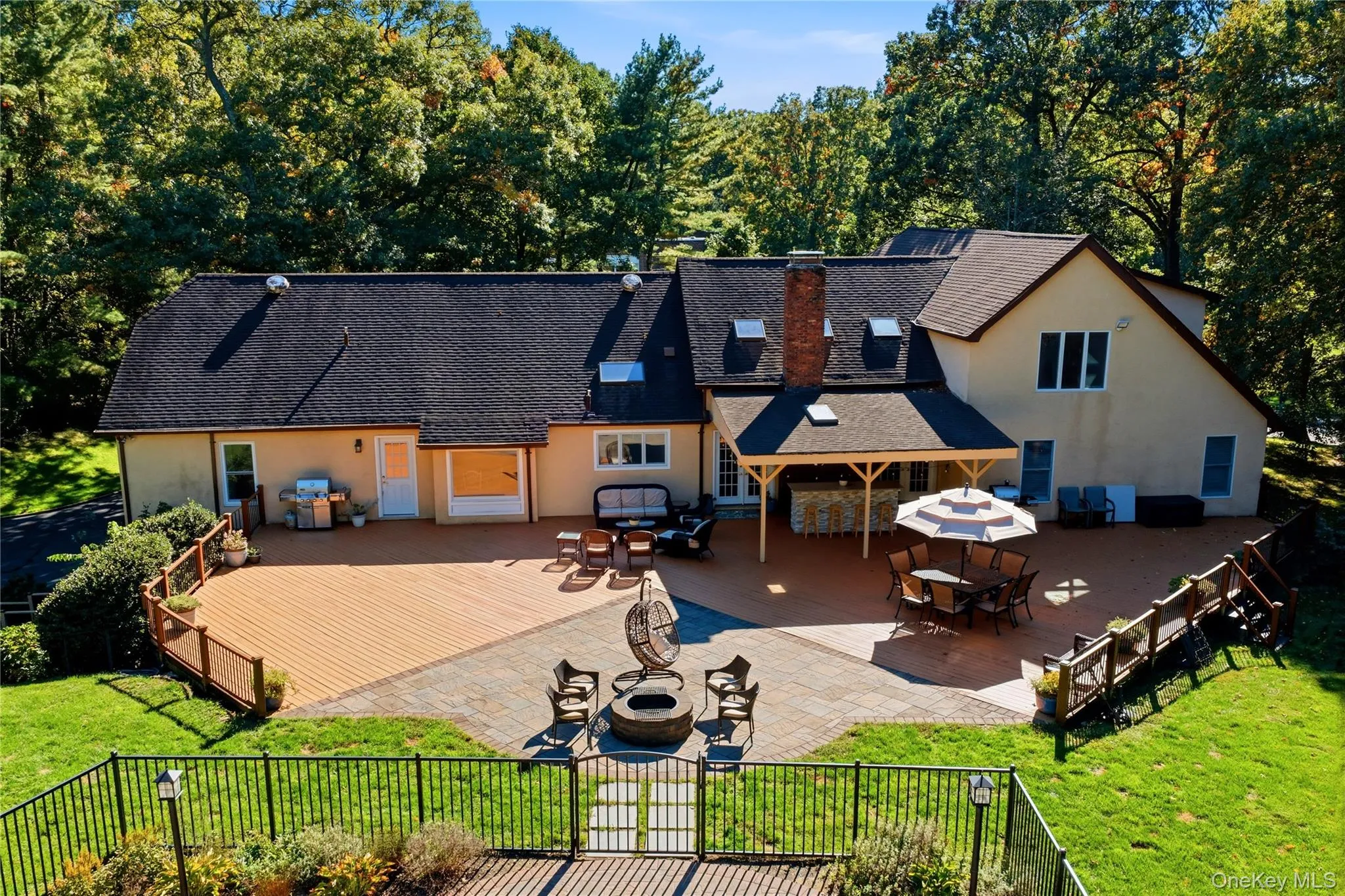 14 Sherwood Gate, Oyster Bay, NY, 5 Bedrooms Bedrooms, 11 Rooms Rooms,4 BathroomsBathrooms,Residential,For Rent,Sherwood Gate,0,1055322 14 Sherwood Gate, Oyster Bay, NY, 5 Bedrooms Bedrooms, 11 Rooms Rooms,4 BathroomsBathrooms,Residential,For Rent,Sherwood Gate,0,1055322