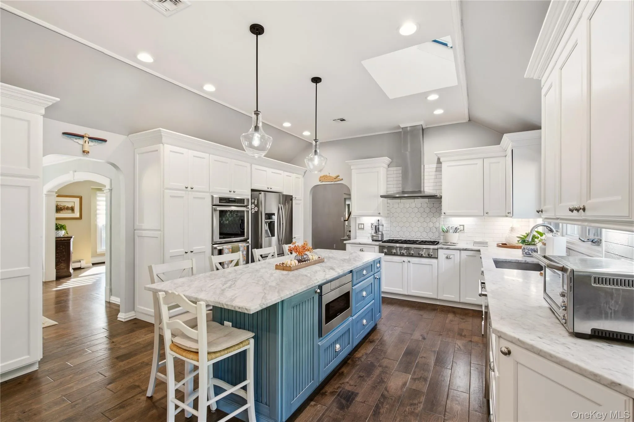 14 Sherwood Gate, Oyster Bay, NY, 5 Bedrooms Bedrooms, 11 Rooms Rooms,4 BathroomsBathrooms,Residential,For Rent,Sherwood Gate,0,1055322 14 Sherwood Gate, Oyster Bay, NY, 5 Bedrooms Bedrooms, 11 Rooms Rooms,4 BathroomsBathrooms,Residential,For Rent,Sherwood Gate,0,1055322