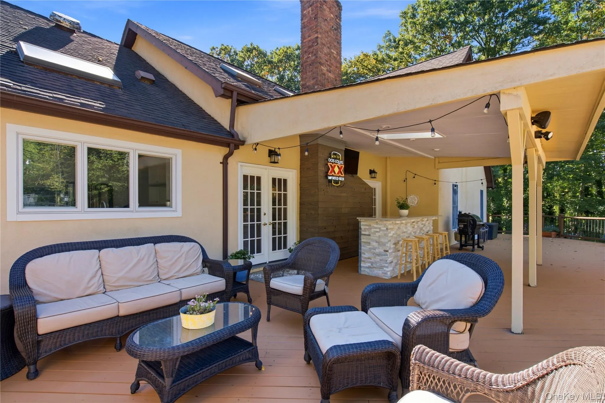14 Sherwood Gate, Oyster Bay, NY, 5 Bedrooms Bedrooms, 11 Rooms Rooms,4 BathroomsBathrooms,Residential,For Rent,Sherwood Gate,0,1055322 14 Sherwood Gate, Oyster Bay, NY, 5 Bedrooms Bedrooms, 11 Rooms Rooms,4 BathroomsBathrooms,Residential,For Rent,Sherwood Gate,0,1055322