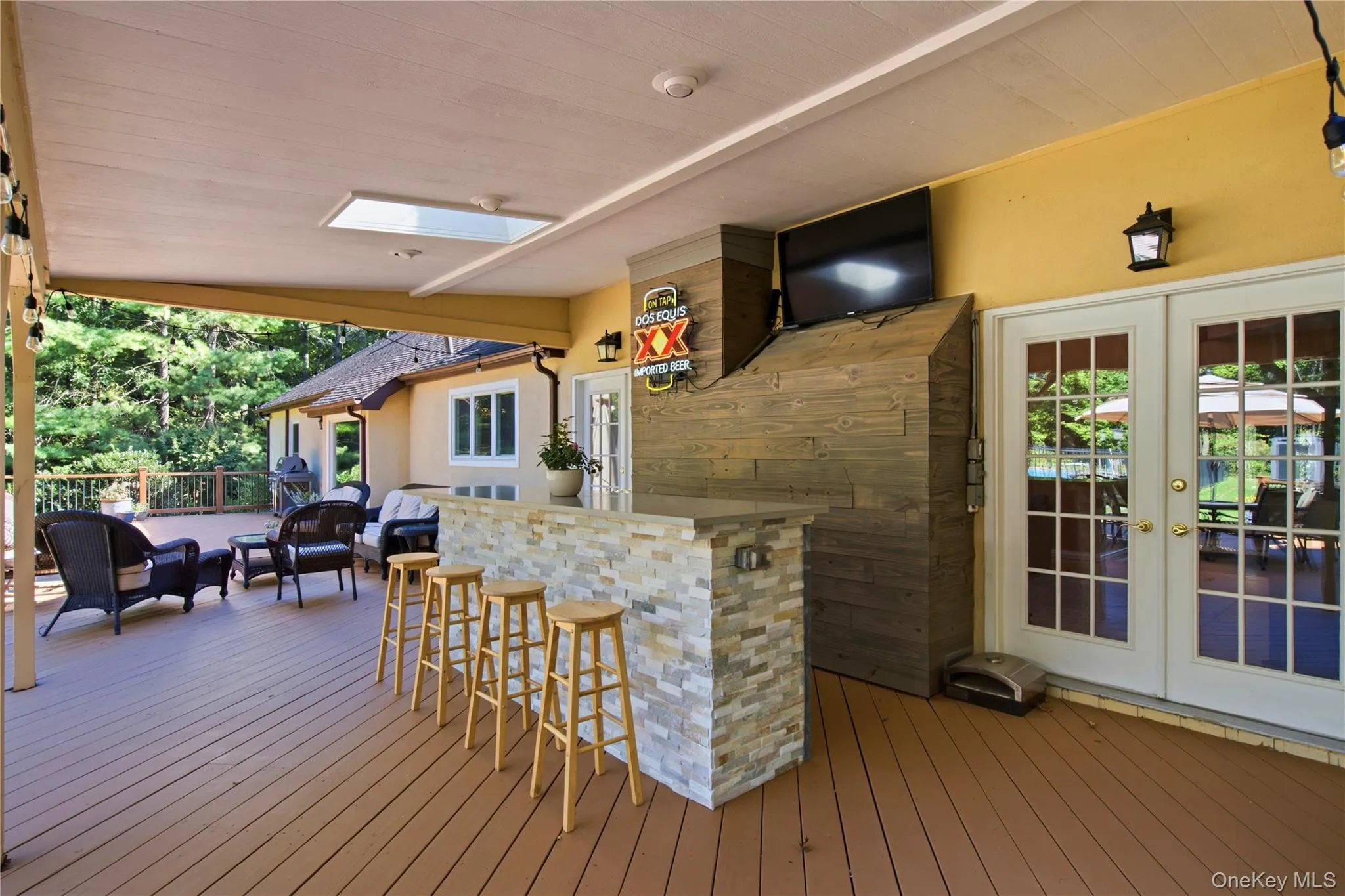 14 Sherwood Gate, Oyster Bay, NY, 5 Bedrooms Bedrooms, 11 Rooms Rooms,4 BathroomsBathrooms,Residential,For Rent,Sherwood Gate,0,1055322 14 Sherwood Gate, Oyster Bay, NY, 5 Bedrooms Bedrooms, 11 Rooms Rooms,4 BathroomsBathrooms,Residential,For Rent,Sherwood Gate,0,1055322