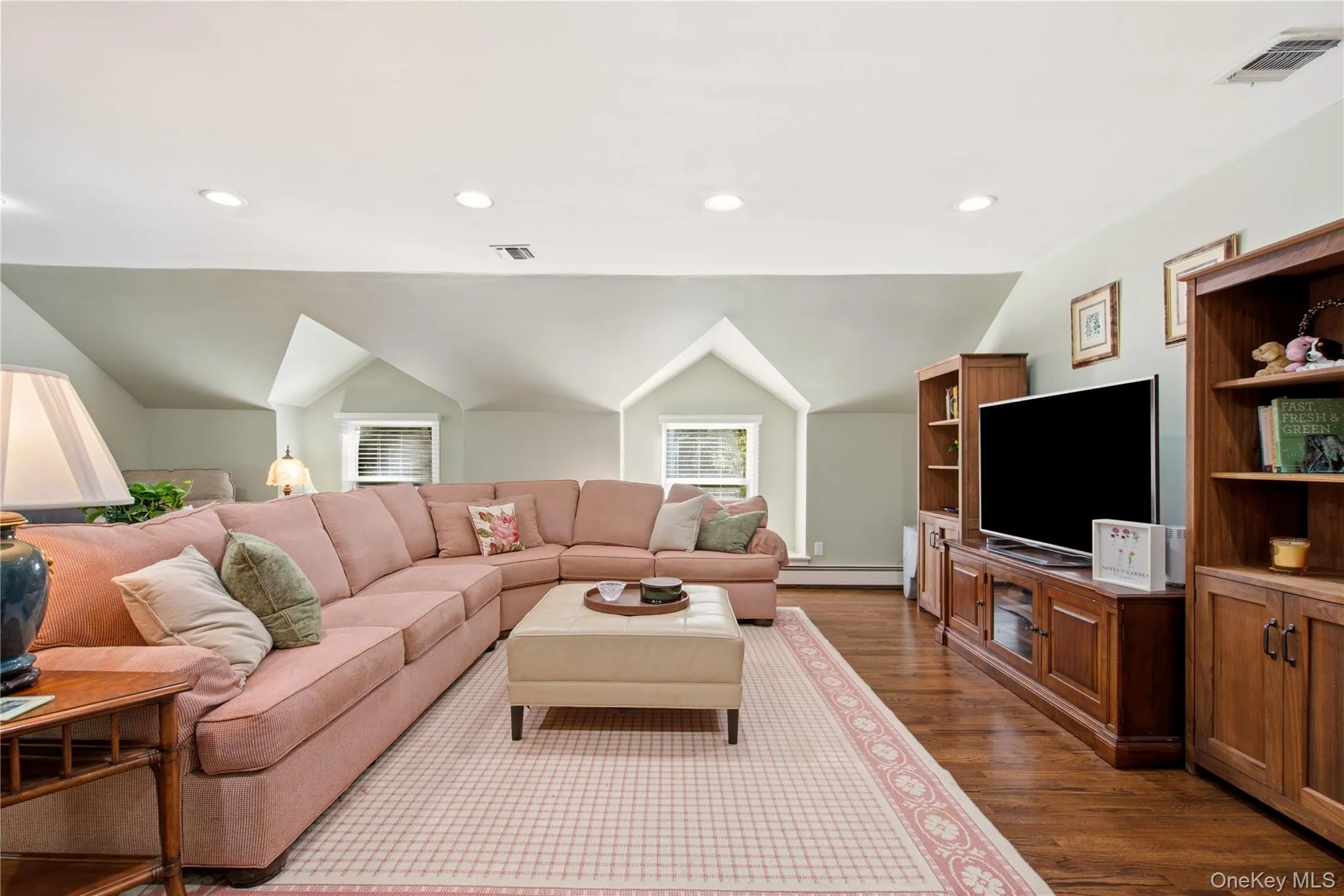 14 Sherwood Gate, Oyster Bay, NY, 5 Bedrooms Bedrooms, 11 Rooms Rooms,4 BathroomsBathrooms,Residential,For Rent,Sherwood Gate,0,1055322 14 Sherwood Gate, Oyster Bay, NY, 5 Bedrooms Bedrooms, 11 Rooms Rooms,4 BathroomsBathrooms,Residential,For Rent,Sherwood Gate,0,1055322