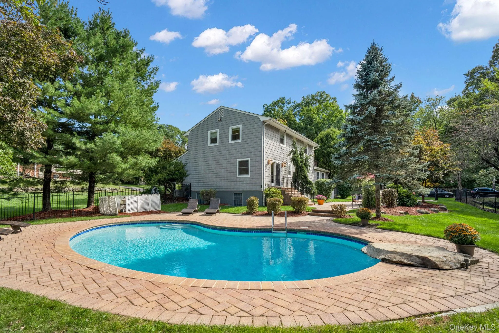 649 Pascack Road, Ramapo, NY, 4 Bedrooms Bedrooms, 10 Rooms Rooms,4 BathroomsBathrooms,Residential,For Rent,Pascack,0,1055329 649 Pascack Road, Ramapo, NY, 4 Bedrooms Bedrooms, 10 Rooms Rooms,4 BathroomsBathrooms,Residential,For Rent,Pascack,0,1055329