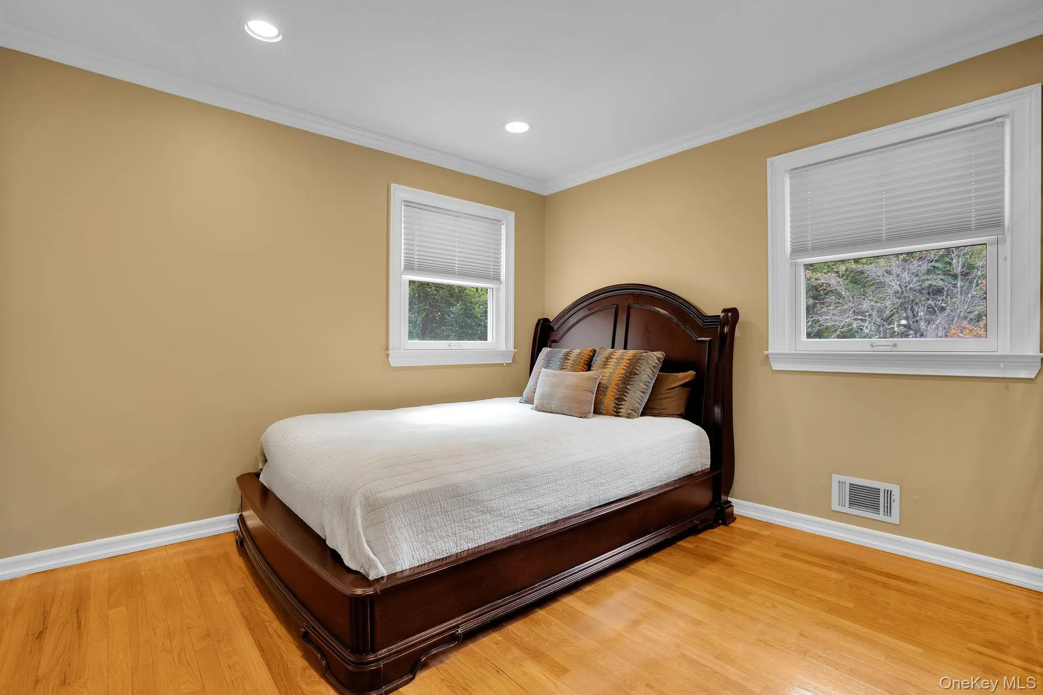 649 Pascack Road, Ramapo, NY, 4 Bedrooms Bedrooms, 10 Rooms Rooms,4 BathroomsBathrooms,Residential,For Rent,Pascack,0,1055329 649 Pascack Road, Ramapo, NY, 4 Bedrooms Bedrooms, 10 Rooms Rooms,4 BathroomsBathrooms,Residential,For Rent,Pascack,0,1055329