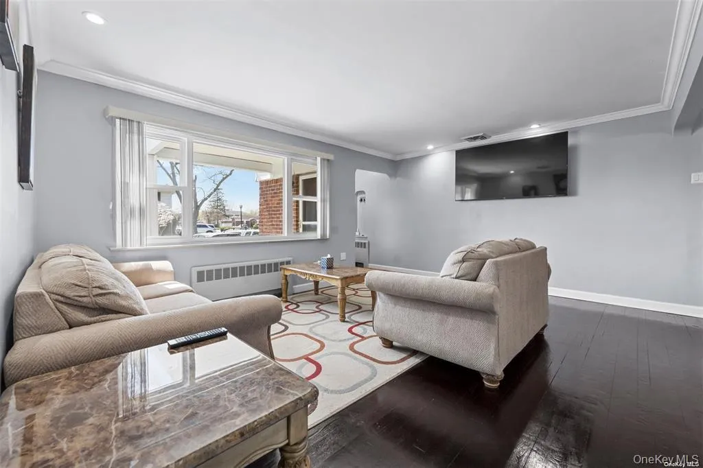 74 Caroline Avenue, Hempstead, NY, 3 Bedrooms Bedrooms, 5 Rooms Rooms,1 BathroomBathrooms,Residential Lease,For Rent,Caroline,0,1055331 74 Caroline Avenue, Hempstead, NY, 3 Bedrooms Bedrooms, 5 Rooms Rooms,1 BathroomBathrooms,Residential Lease,For Rent,Caroline,0,1055331