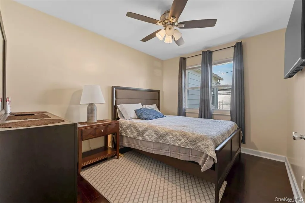 74 Caroline Avenue, Hempstead, NY, 3 Bedrooms Bedrooms, 5 Rooms Rooms,1 BathroomBathrooms,Residential Lease,For Rent,Caroline,0,1055331 74 Caroline Avenue, Hempstead, NY, 3 Bedrooms Bedrooms, 5 Rooms Rooms,1 BathroomBathrooms,Residential Lease,For Rent,Caroline,0,1055331