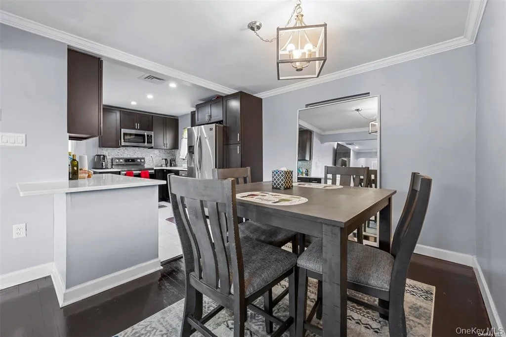 74 Caroline Avenue, Hempstead, NY, 3 Bedrooms Bedrooms, 5 Rooms Rooms,1 BathroomBathrooms,Residential Lease,For Rent,Caroline,0,1055331 74 Caroline Avenue, Hempstead, NY, 3 Bedrooms Bedrooms, 5 Rooms Rooms,1 BathroomBathrooms,Residential Lease,For Rent,Caroline,0,1055331