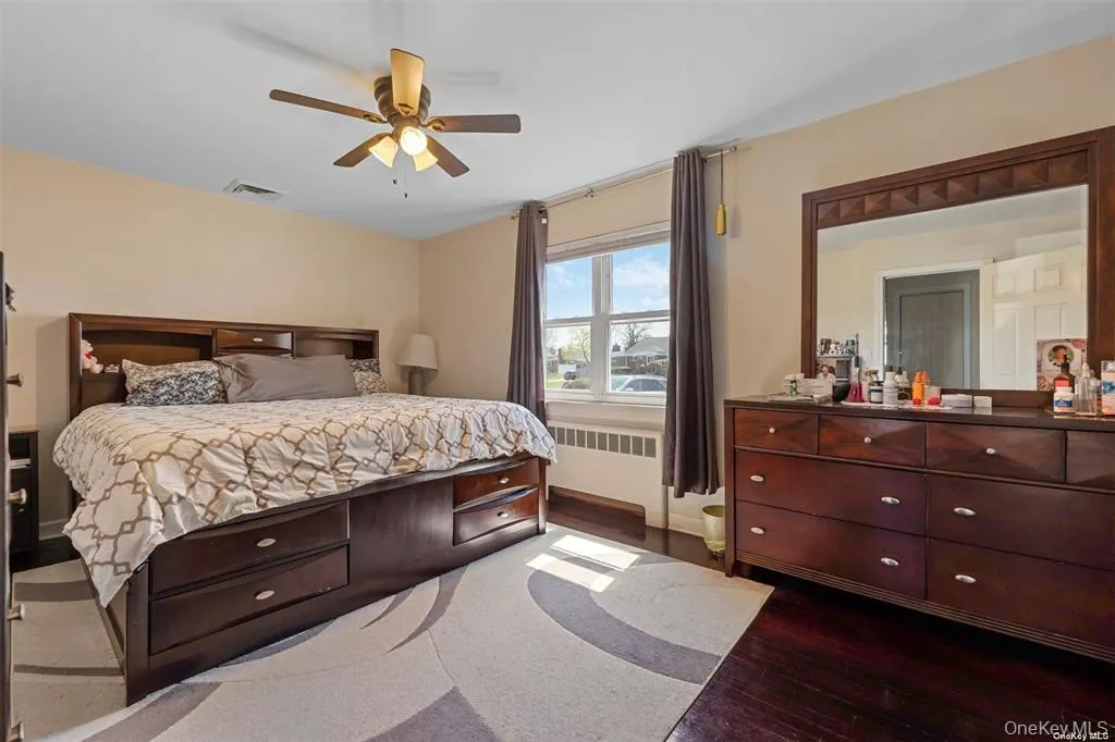 74 Caroline Avenue, Hempstead, NY, 3 Bedrooms Bedrooms, 5 Rooms Rooms,1 BathroomBathrooms,Residential Lease,For Rent,Caroline,0,1055331 74 Caroline Avenue, Hempstead, NY, 3 Bedrooms Bedrooms, 5 Rooms Rooms,1 BathroomBathrooms,Residential Lease,For Rent,Caroline,0,1055331