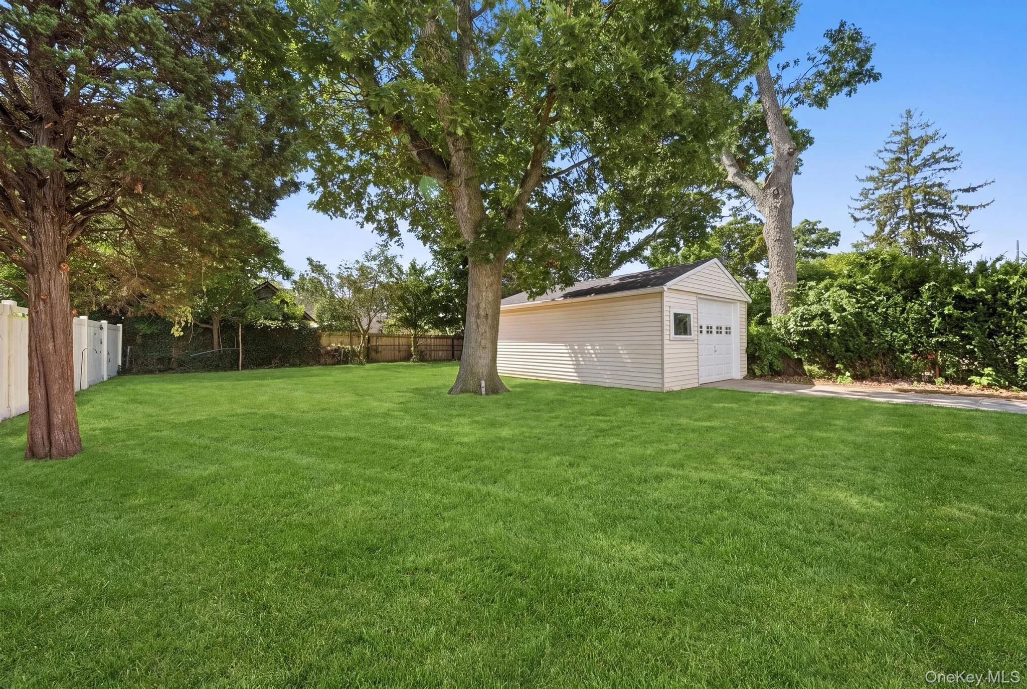 50 Bittermint Street, Islip, NY, 3 Bedrooms Bedrooms, 7 Rooms Rooms,3 BathroomsBathrooms,Residential,For Rent,Bittermint,0,1055337 50 Bittermint Street, Islip, NY, 3 Bedrooms Bedrooms, 7 Rooms Rooms,3 BathroomsBathrooms,Residential,For Rent,Bittermint,0,1055337