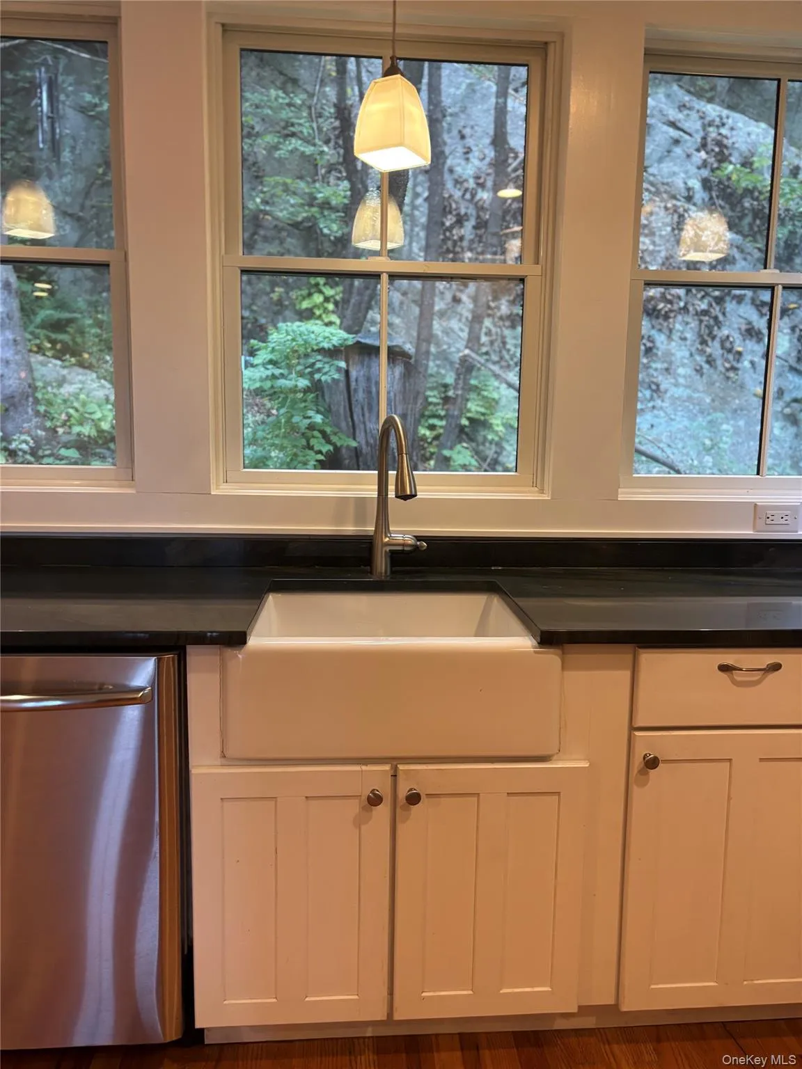 22 Deer Trail, Warwick (town), NY, 2 Bedrooms Bedrooms, 7 Rooms Rooms,2 BathroomsBathrooms,Residential Lease,For Rent,Deer Trail,0,1055340 22 Deer Trail, Warwick (town), NY, 2 Bedrooms Bedrooms, 7 Rooms Rooms,2 BathroomsBathrooms,Residential Lease,For Rent,Deer Trail,0,1055340