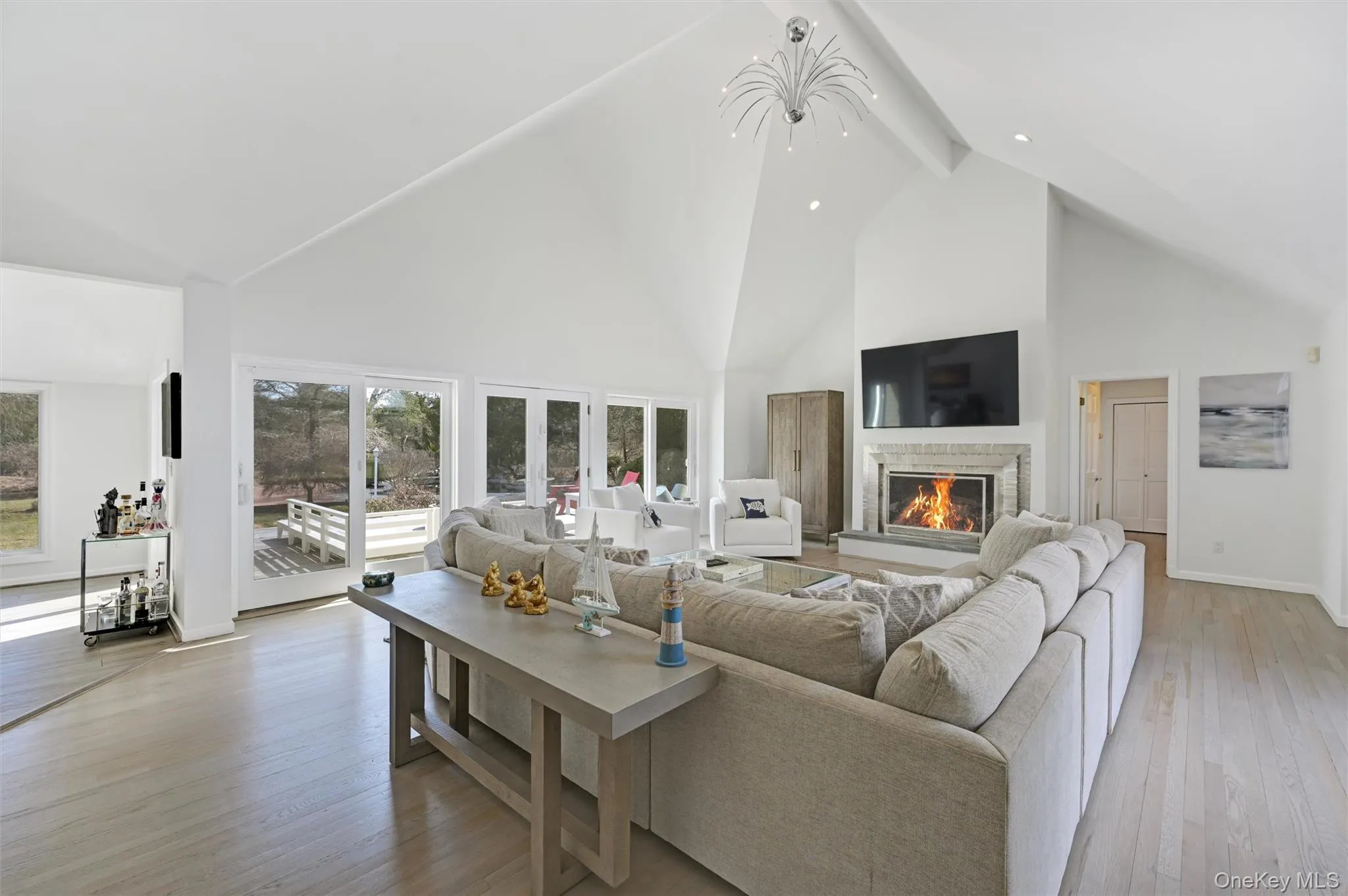 16 Laila Lane, Southampton, NY, 4 Bedroom Bedrooms, 16 Room Rooms,4 BathroomBathrooms,Residential Lease,For Rent,Laila,0,1055344 16 Laila Lane, Southampton, NY, 4 Bedroom Bedrooms, 16 Room Rooms,4 BathroomBathrooms,Residential Lease,For Rent,Laila,0,1055344