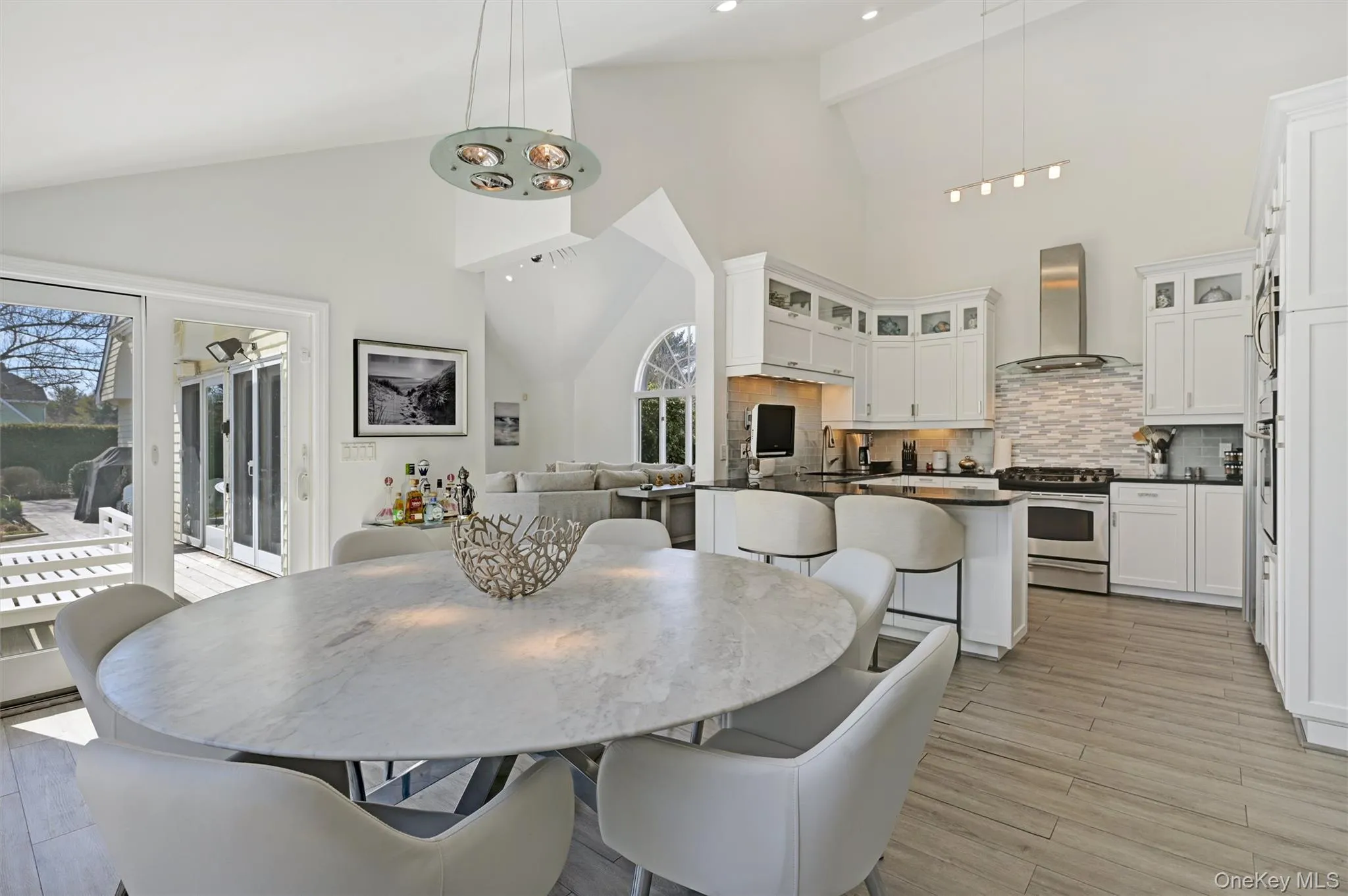 16 Laila Lane, Southampton, NY, 4 Bedroom Bedrooms, 16 Room Rooms,4 BathroomBathrooms,Residential Lease,For Rent,Laila,0,1055344 16 Laila Lane, Southampton, NY, 4 Bedroom Bedrooms, 16 Room Rooms,4 BathroomBathrooms,Residential Lease,For Rent,Laila,0,1055344