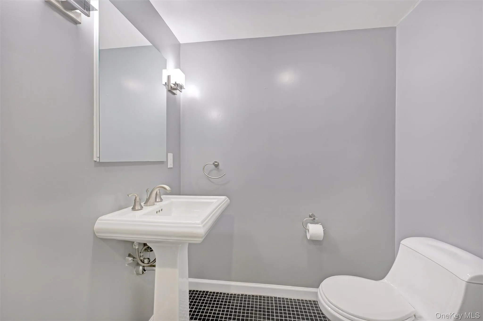 16 Laila Lane, Southampton, NY, 4 Bedroom Bedrooms, 16 Room Rooms,4 BathroomBathrooms,Residential Lease,For Rent,Laila,0,1055344 16 Laila Lane, Southampton, NY, 4 Bedroom Bedrooms, 16 Room Rooms,4 BathroomBathrooms,Residential Lease,For Rent,Laila,0,1055344