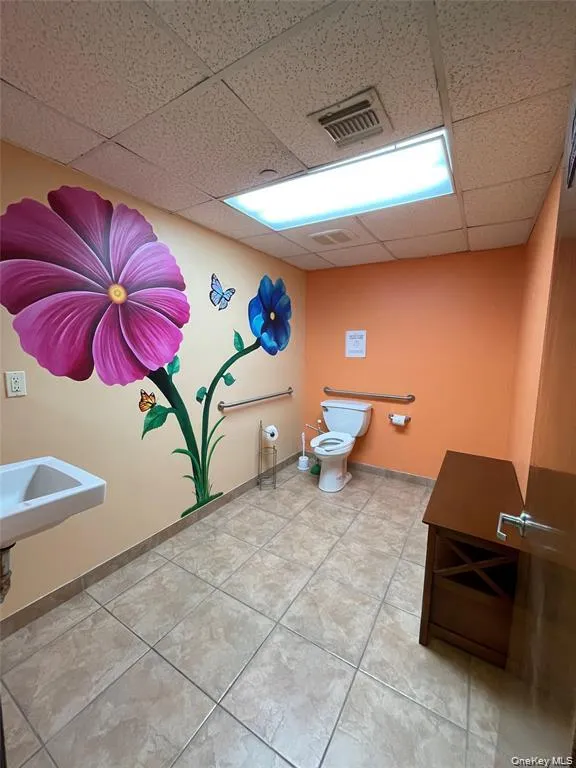 288 Hempstead Avenue, Hempstead, NY, ,Commercial Lease,For Rent,Hempstead,0,1055351 288 Hempstead Avenue, Hempstead, NY, ,Commercial Lease,For Rent,Hempstead,0,1055351