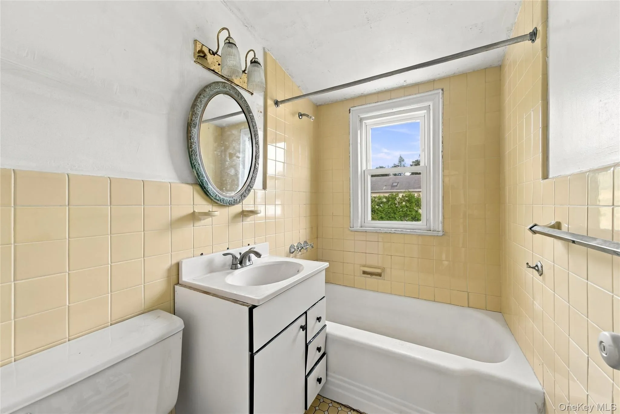 2nd Floor Bathroom 2nd Floor Bathroom