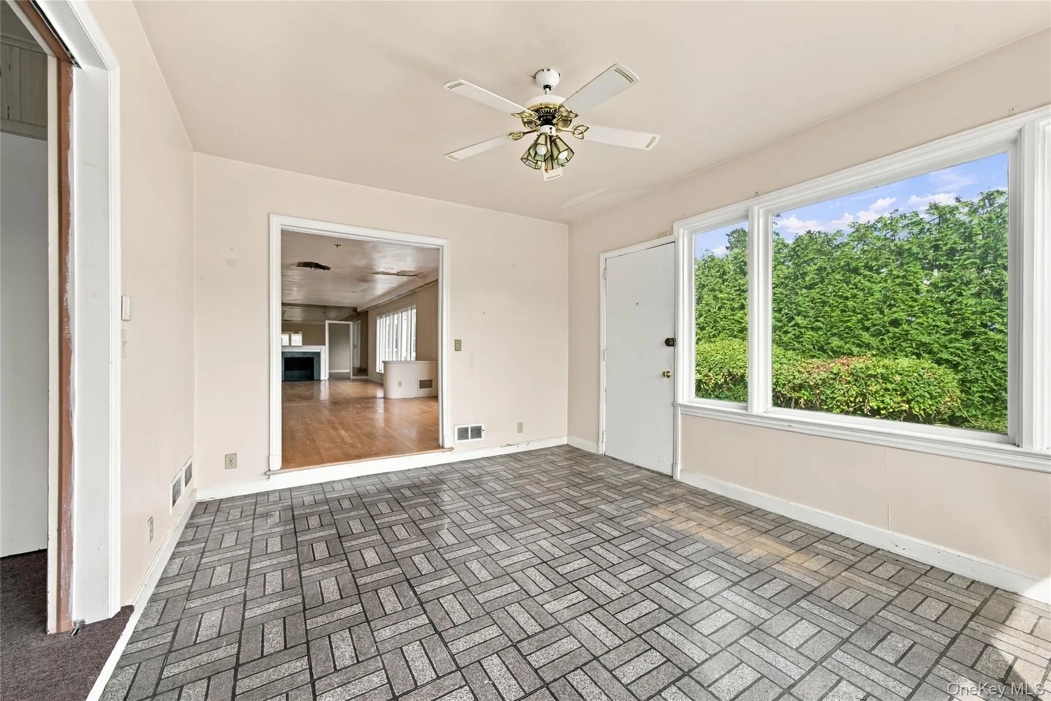 85 Del Rey Drive, Mount Vernon, NY, 5 Bedrooms Bedrooms, 14 Rooms Rooms,3 BathroomsBathrooms,Residential,For Rent,Del Rey,0,1055353 85 Del Rey Drive, Mount Vernon, NY, 5 Bedrooms Bedrooms, 14 Rooms Rooms,3 BathroomsBathrooms,Residential,For Rent,Del Rey,0,1055353