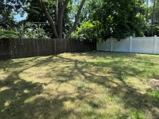 219 Willets Lane, Oyster Bay, NY, 3 Bedrooms Bedrooms, 6 Rooms Rooms,3 BathroomsBathrooms,Residential Lease,For Rent,Willets,0,1055361 219 Willets Lane, Oyster Bay, NY, 3 Bedrooms Bedrooms, 6 Rooms Rooms,3 BathroomsBathrooms,Residential Lease,For Rent,Willets,0,1055361