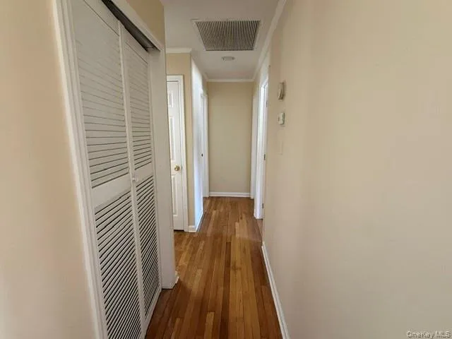 219 Willets Lane, Oyster Bay, NY, 3 Bedrooms Bedrooms, 6 Rooms Rooms,3 BathroomsBathrooms,Residential Lease,For Rent,Willets,0,1055361 219 Willets Lane, Oyster Bay, NY, 3 Bedrooms Bedrooms, 6 Rooms Rooms,3 BathroomsBathrooms,Residential Lease,For Rent,Willets,0,1055361