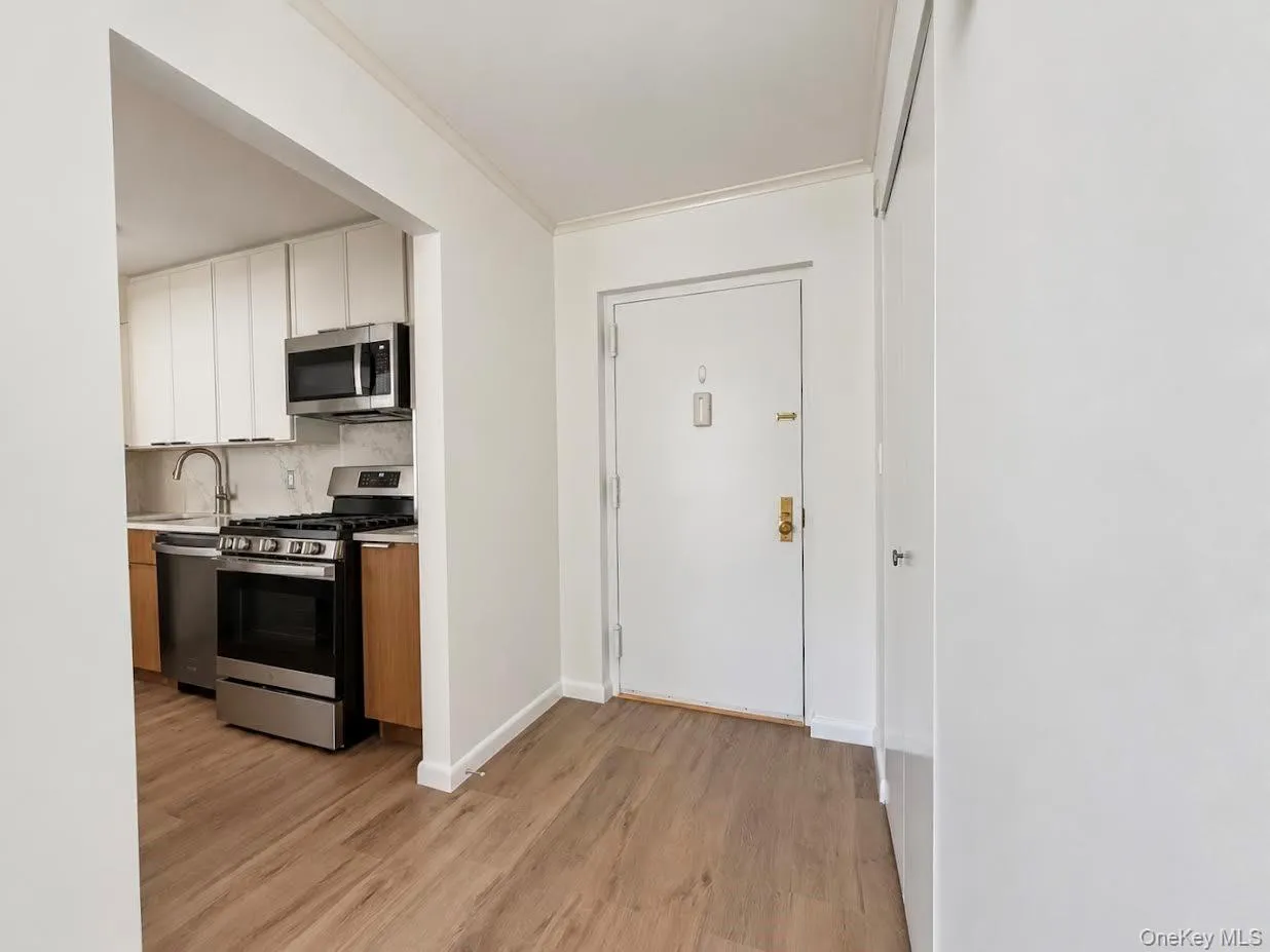 1035 Boston Post Road, Rye Town, NY, 2 Bedrooms Bedrooms, 4 Rooms Rooms,2 BathroomsBathrooms,Residential Lease,For Rent,Boston Post,0,1055364 1035 Boston Post Road, Rye Town, NY, 2 Bedrooms Bedrooms, 4 Rooms Rooms,2 BathroomsBathrooms,Residential Lease,For Rent,Boston Post,0,1055364