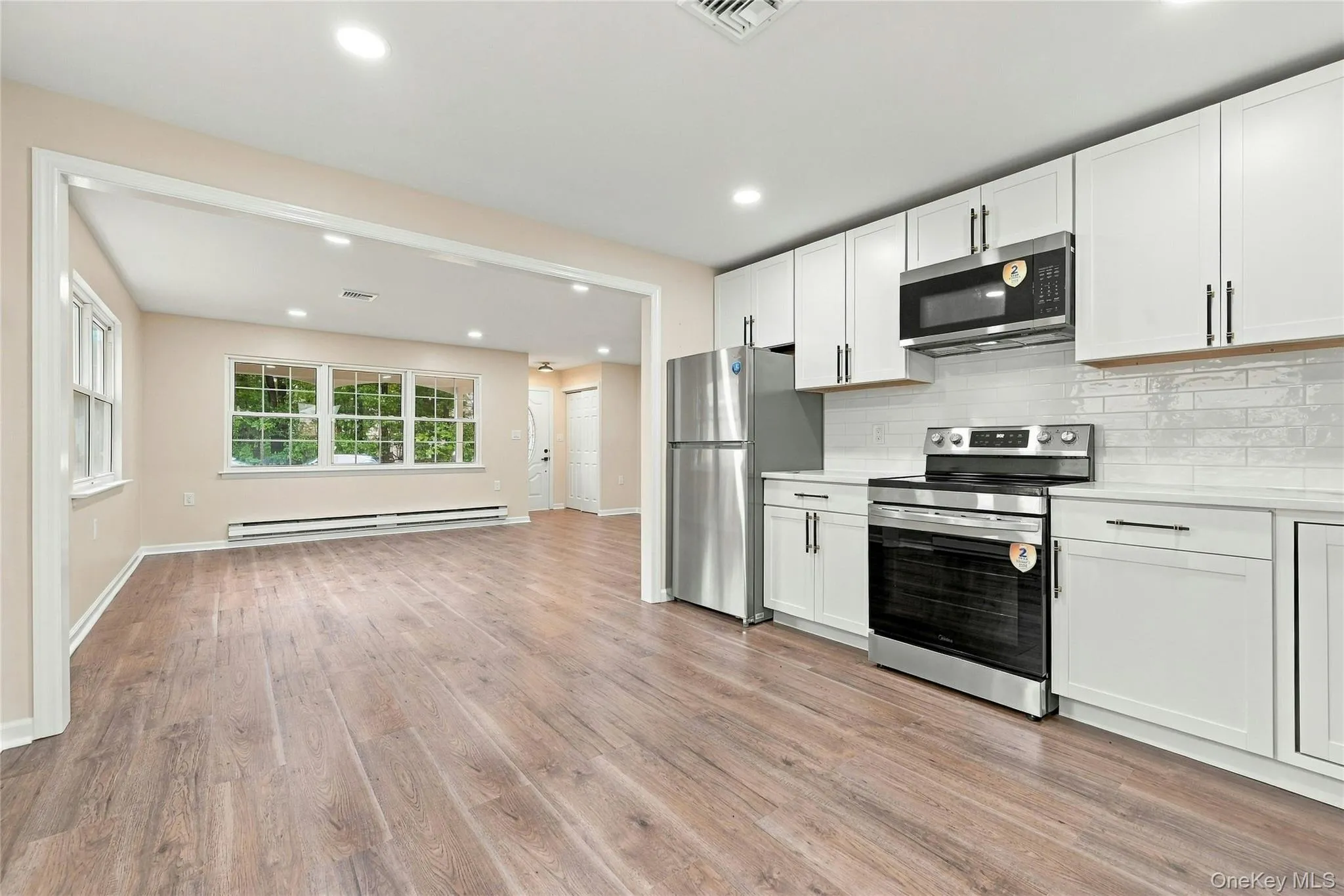 257 Edinburgh Drive, Brookhaven, NY, 2 Bedrooms Bedrooms, 5 Rooms Rooms,2 BathroomsBathrooms,Residential,For Rent,Edinburgh,0,1055365 257 Edinburgh Drive, Brookhaven, NY, 2 Bedrooms Bedrooms, 5 Rooms Rooms,2 BathroomsBathrooms,Residential,For Rent,Edinburgh,0,1055365