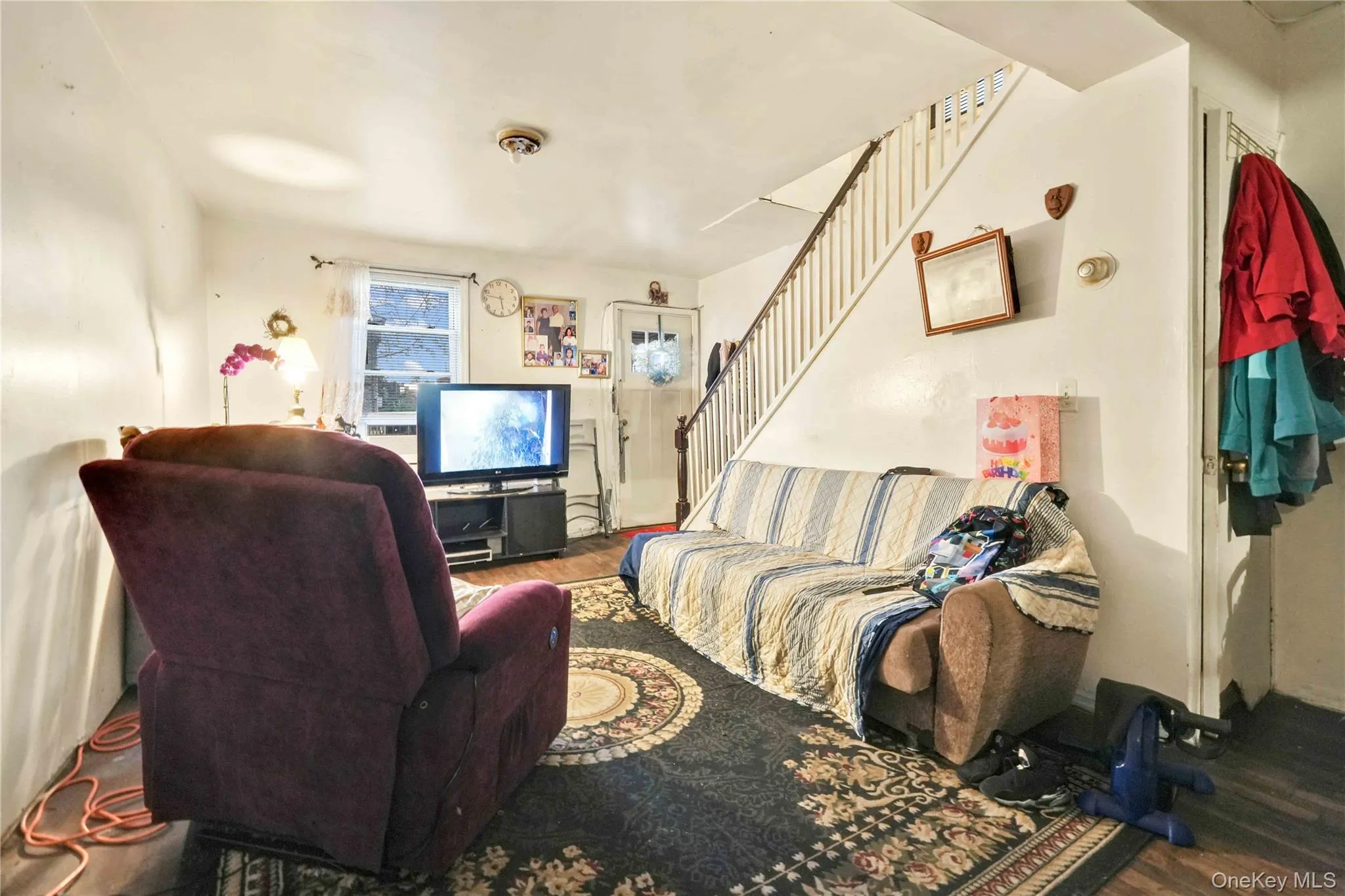 243 Schenck Avenue, New York, NY, 3 Bedrooms Bedrooms, 5 Rooms Rooms,1 BathroomBathrooms,Residential,For Rent,Schenck,0,1055375 243 Schenck Avenue, New York, NY, 3 Bedrooms Bedrooms, 5 Rooms Rooms,1 BathroomBathrooms,Residential,For Rent,Schenck,0,1055375