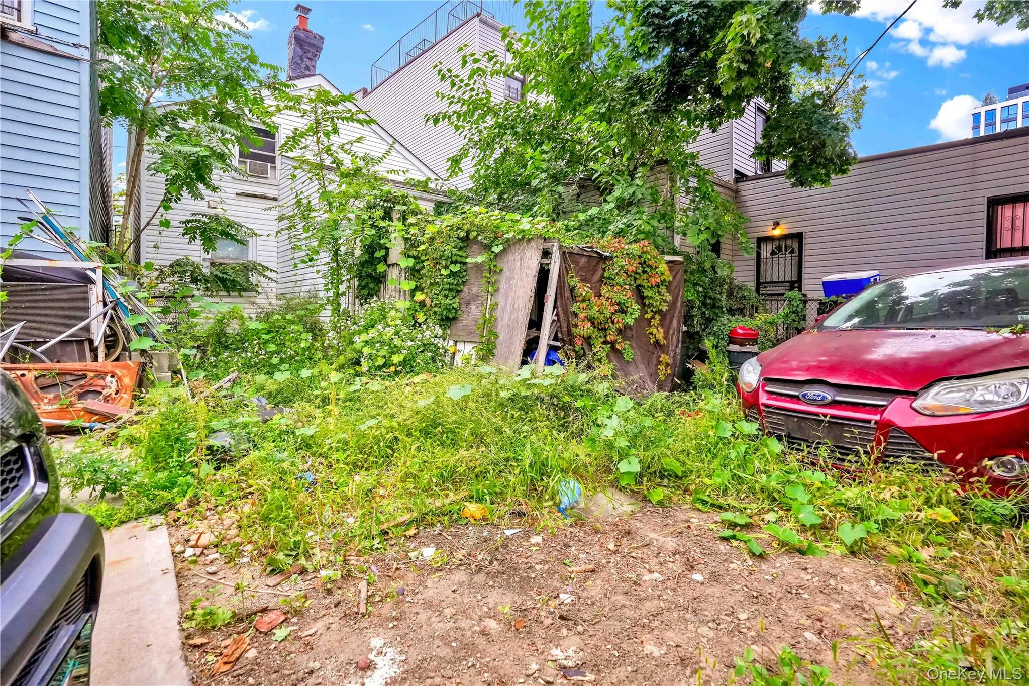 243 Schenck Avenue, New York, NY, 3 Bedrooms Bedrooms, 5 Rooms Rooms,1 BathroomBathrooms,Residential,For Rent,Schenck,0,1055375 243 Schenck Avenue, New York, NY, 3 Bedrooms Bedrooms, 5 Rooms Rooms,1 BathroomBathrooms,Residential,For Rent,Schenck,0,1055375