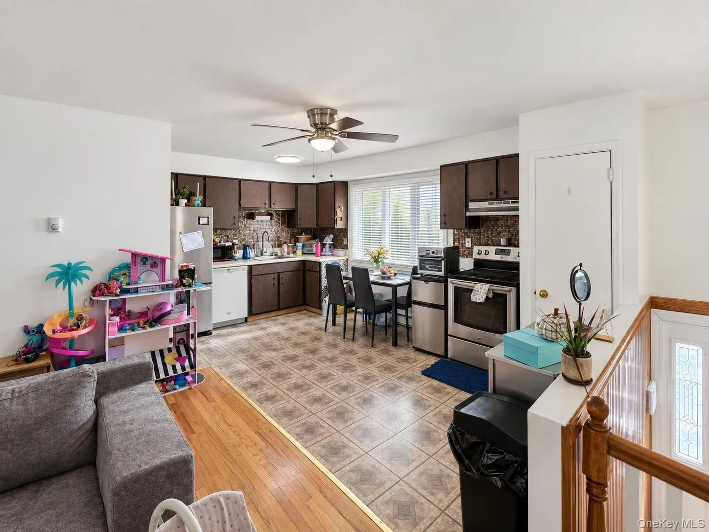 13 James Place, Thompson, NY, 3 Bedrooms Bedrooms, 8 Rooms Rooms,1 BathroomBathrooms,Residential,For Rent,James,0,1055379 13 James Place, Thompson, NY, 3 Bedrooms Bedrooms, 8 Rooms Rooms,1 BathroomBathrooms,Residential,For Rent,James,0,1055379