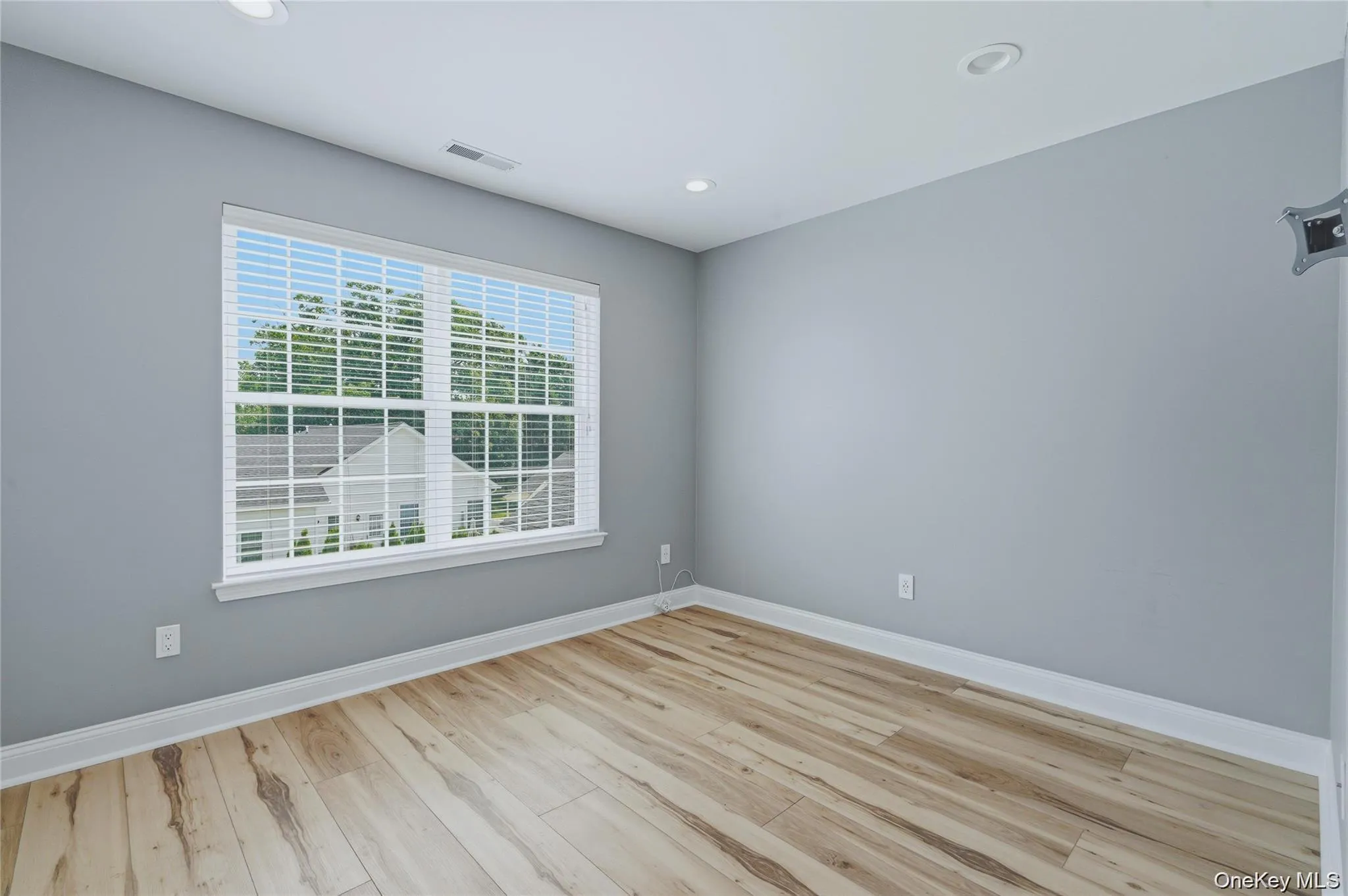 9 Emerson Terrace, Lloyd, NY, 3 Bedrooms Bedrooms, 6 Rooms Rooms,2 BathroomsBathrooms,Residential,For Rent,Emerson,0,1055385 9 Emerson Terrace, Lloyd, NY, 3 Bedrooms Bedrooms, 6 Rooms Rooms,2 BathroomsBathrooms,Residential,For Rent,Emerson,0,1055385