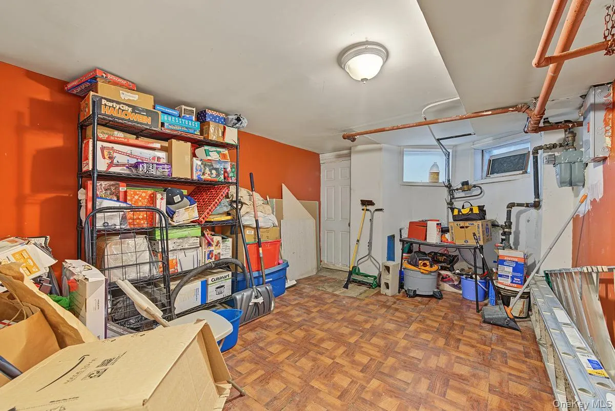 37 Grant Avenue, New York, NY, 2 Bedrooms Bedrooms, 6 Rooms Rooms,1 BathroomBathrooms,Residential,For Rent,Grant,0,1055390 37 Grant Avenue, New York, NY, 2 Bedrooms Bedrooms, 6 Rooms Rooms,1 BathroomBathrooms,Residential,For Rent,Grant,0,1055390