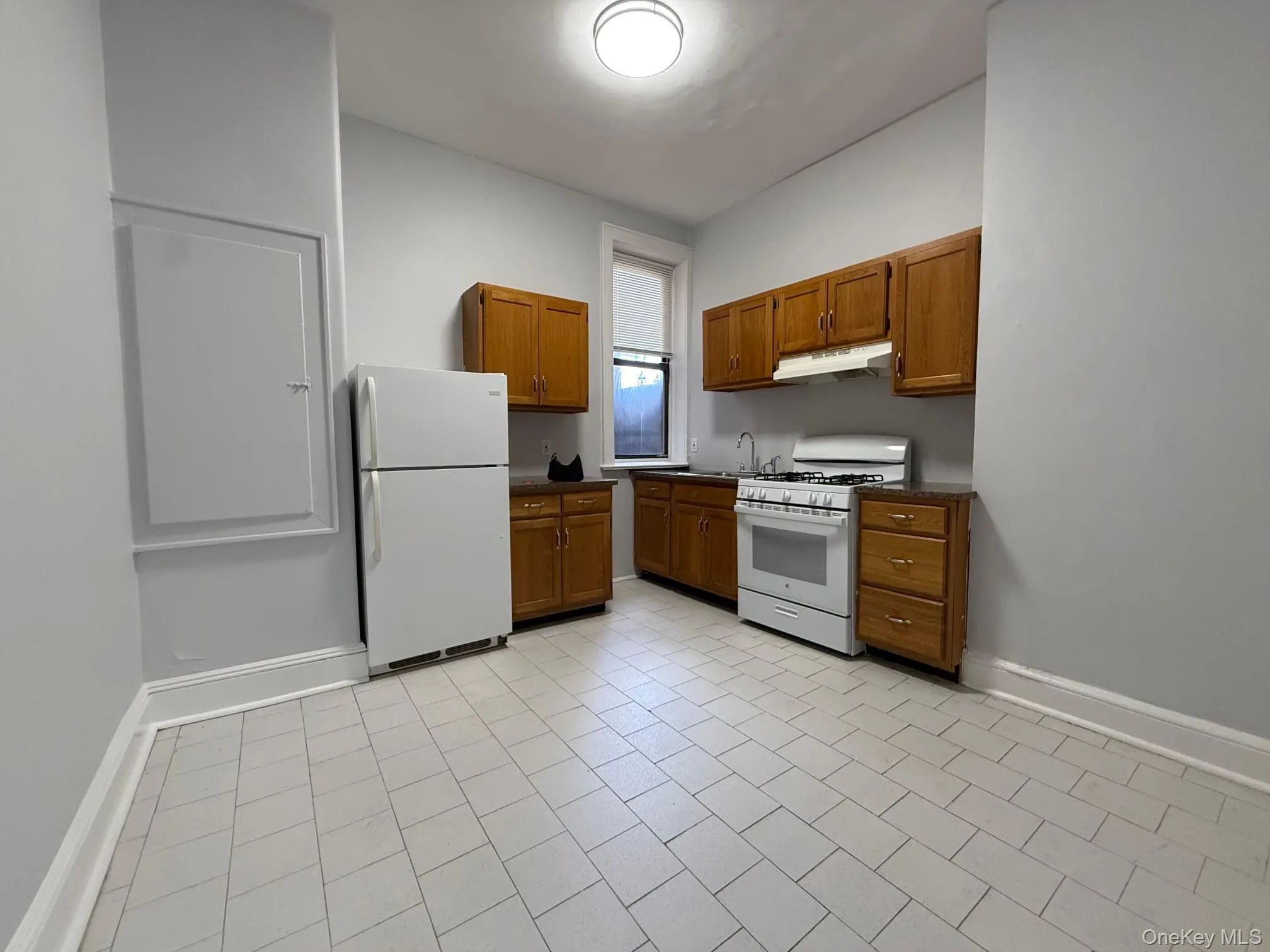 107 Halstead Avenue, Harrison, NY, 1 Bedroom Bedrooms, 3 Room Rooms,1 BathroomBathrooms,Residential Lease,For Rent,Halstead,0,1055393 107 Halstead Avenue, Harrison, NY, 1 Bedroom Bedrooms, 3 Room Rooms,1 BathroomBathrooms,Residential Lease,For Rent,Halstead,0,1055393