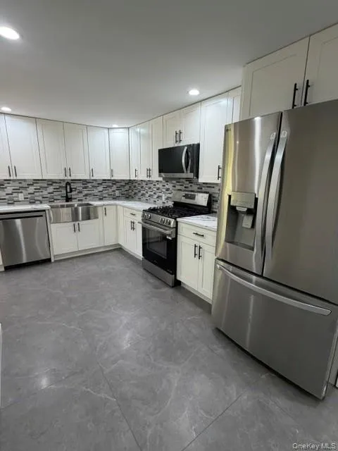 119 Katrina Falls Road, Thompson, NY, 4 Bedrooms Bedrooms, 9 Rooms Rooms,2 BathroomsBathrooms,Residential,For Rent,Katrina Falls,0,1055399 119 Katrina Falls Road, Thompson, NY, 4 Bedrooms Bedrooms, 9 Rooms Rooms,2 BathroomsBathrooms,Residential,For Rent,Katrina Falls,0,1055399